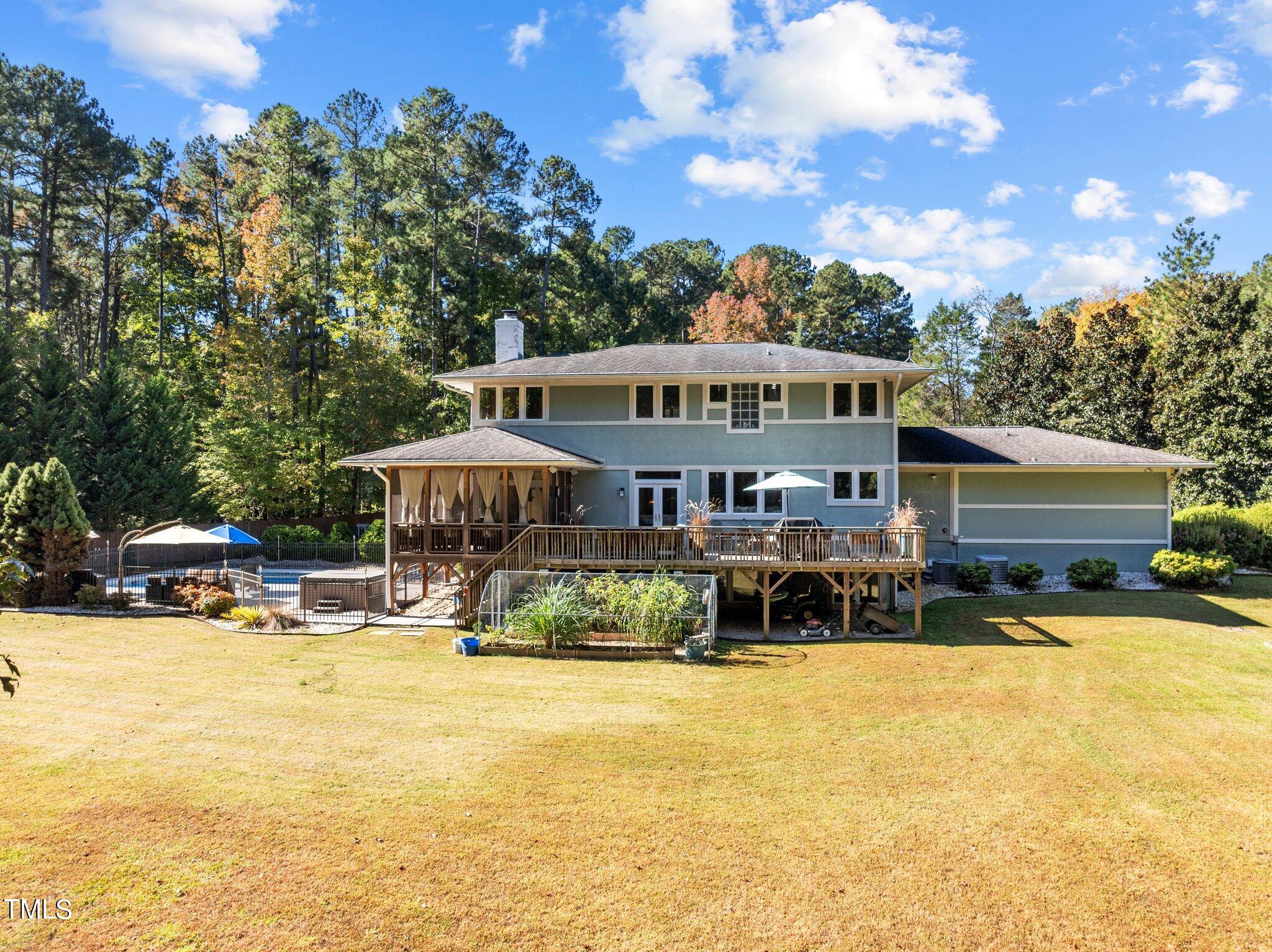 1209 Ravens Point Circle