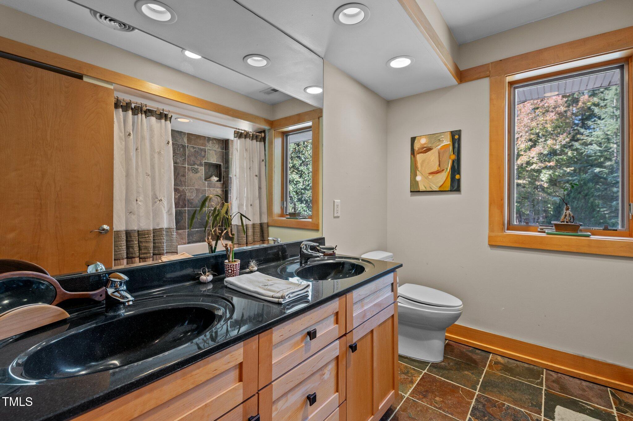 1209 Ravens Point Circle