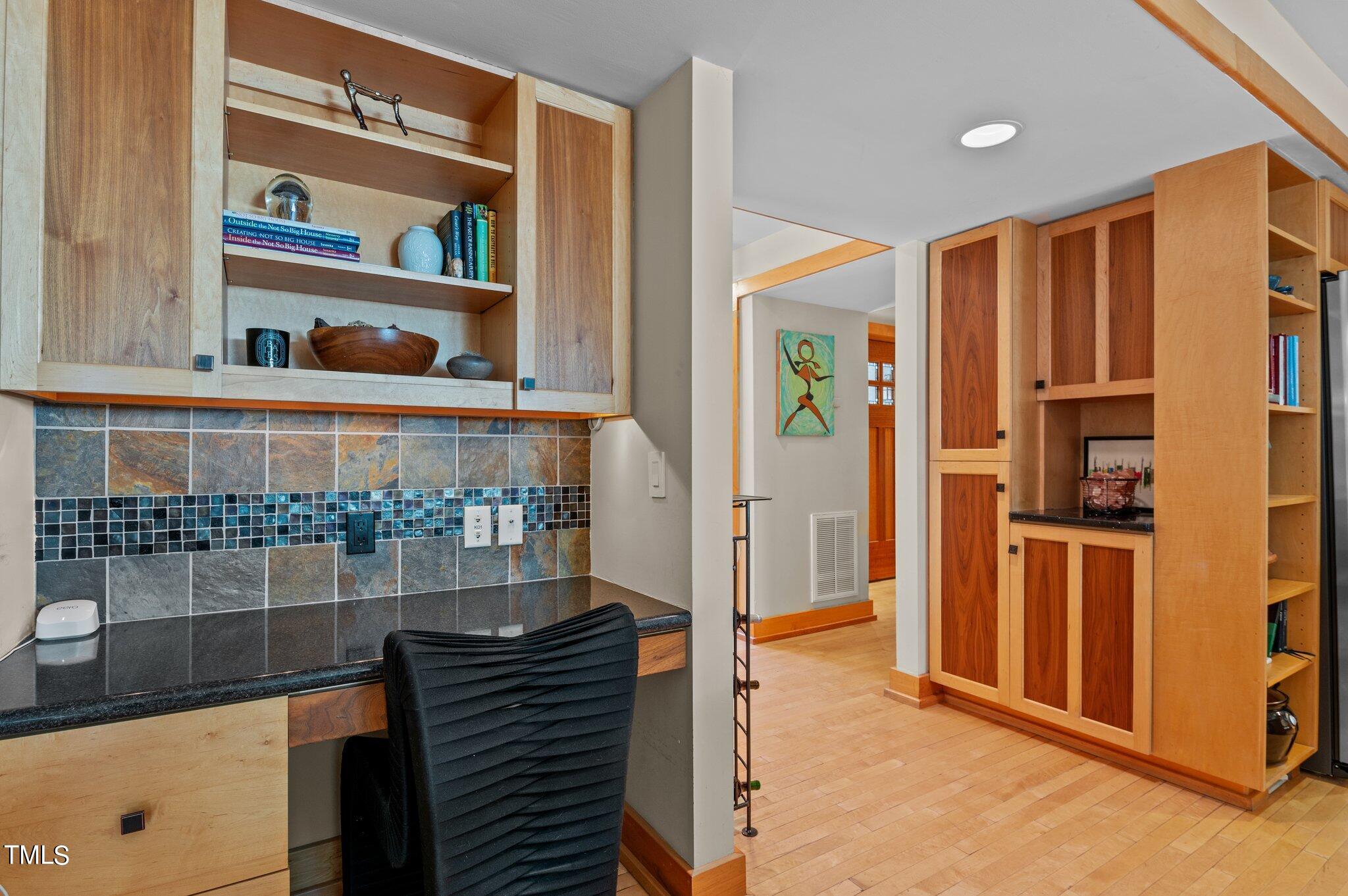 1209 Ravens Point Circle