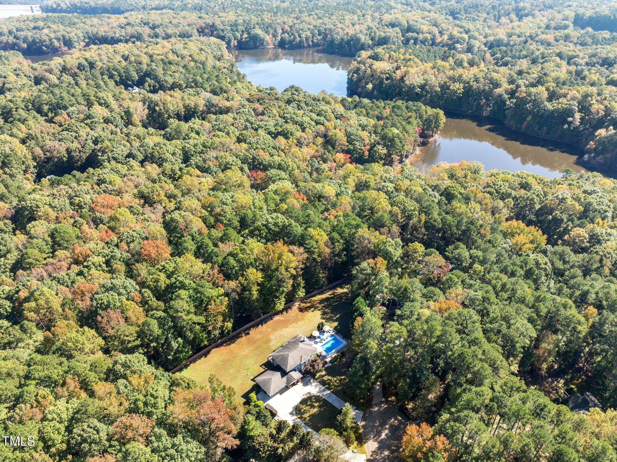 1209 Ravens Point Circle