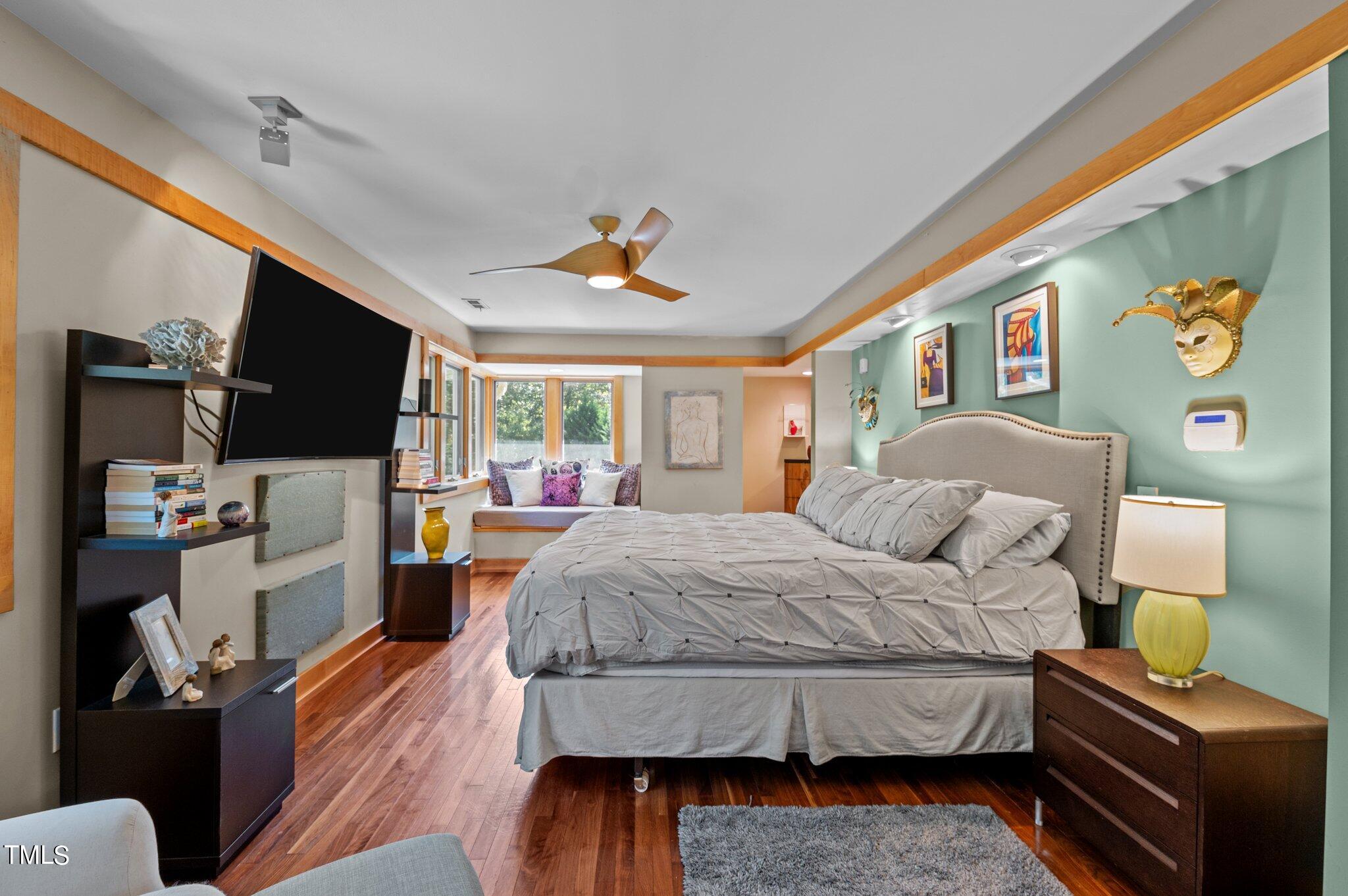 1209 Ravens Point Circle