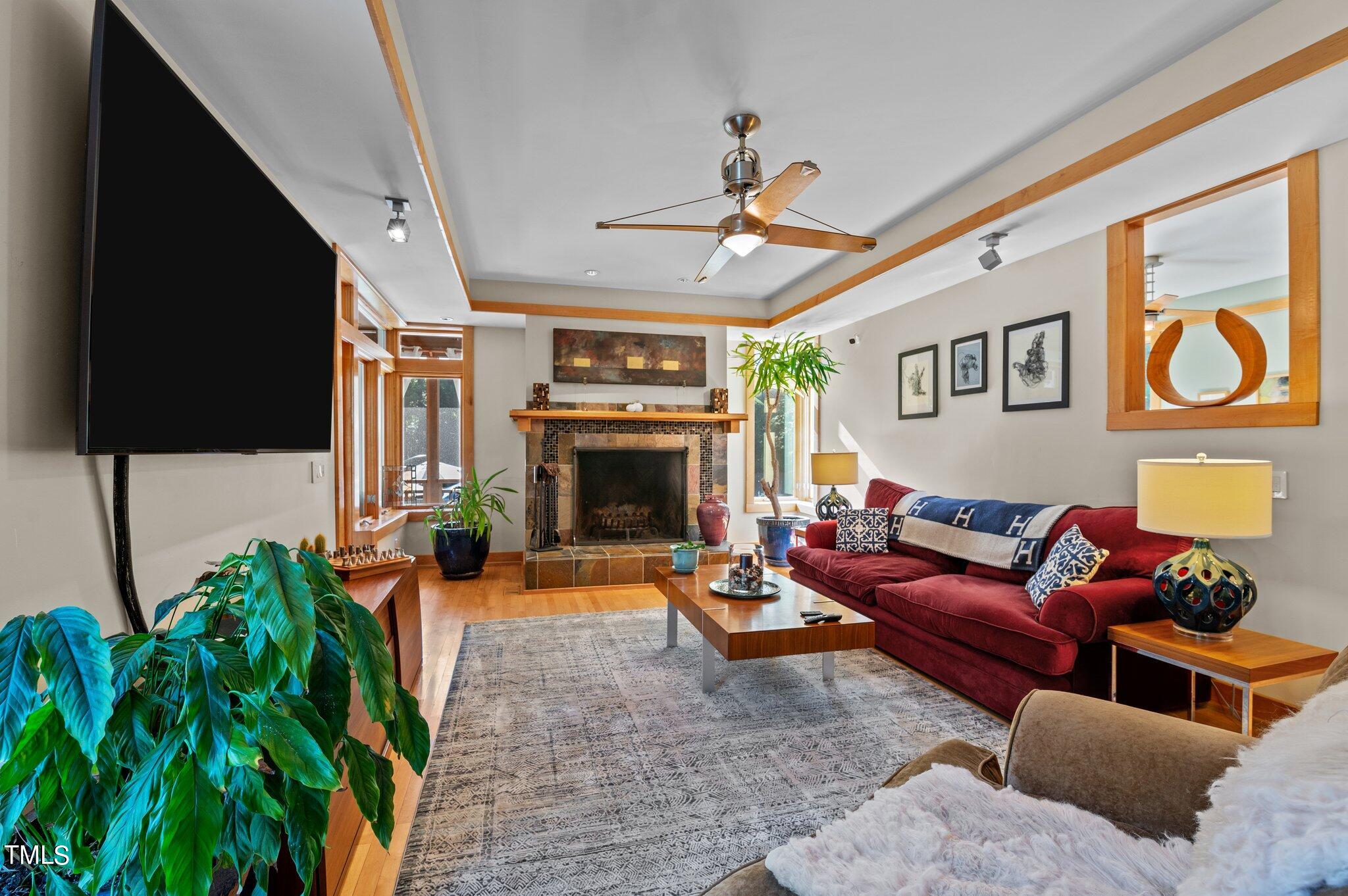 1209 Ravens Point Circle