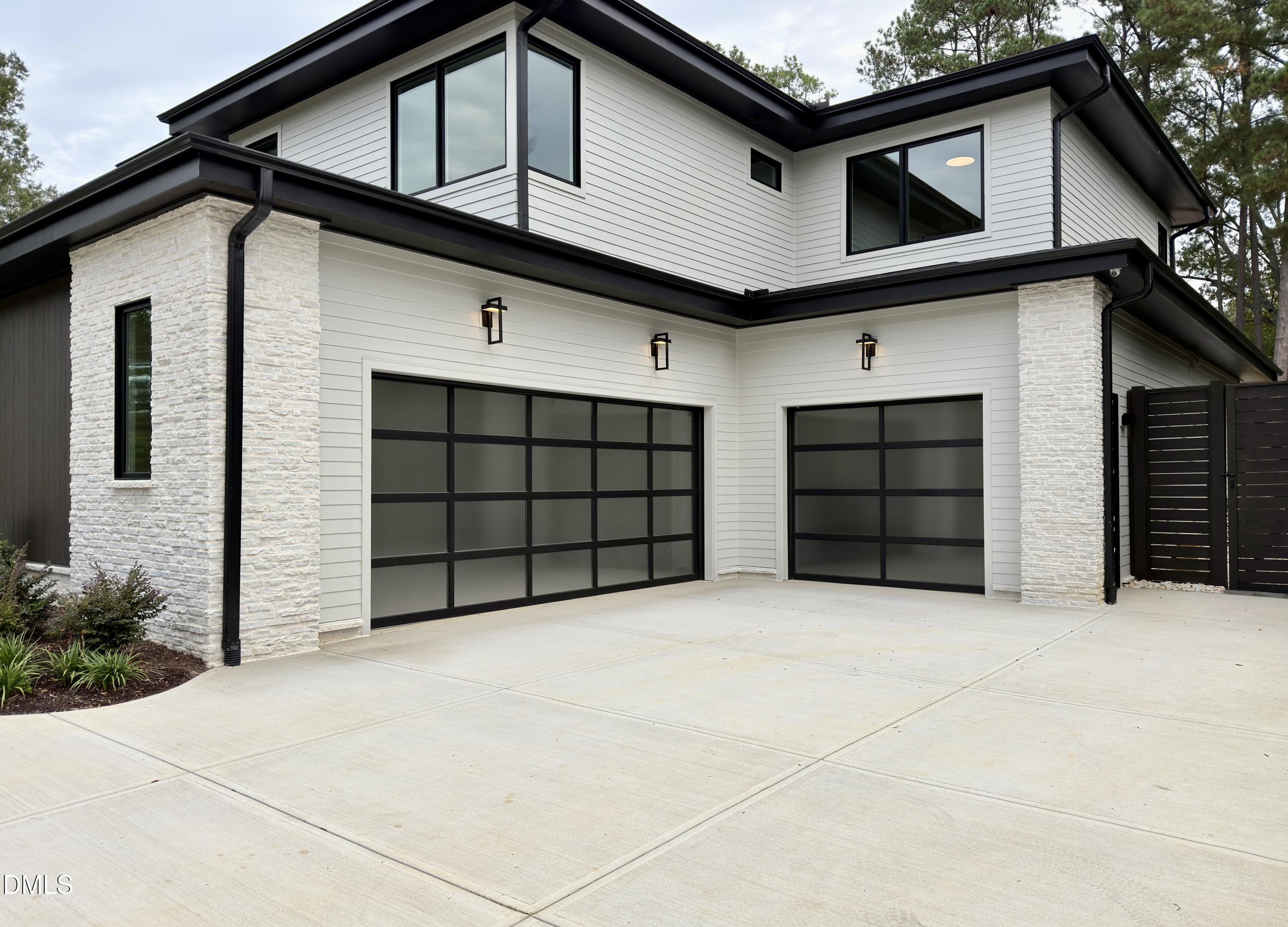 662 Manchester Drive