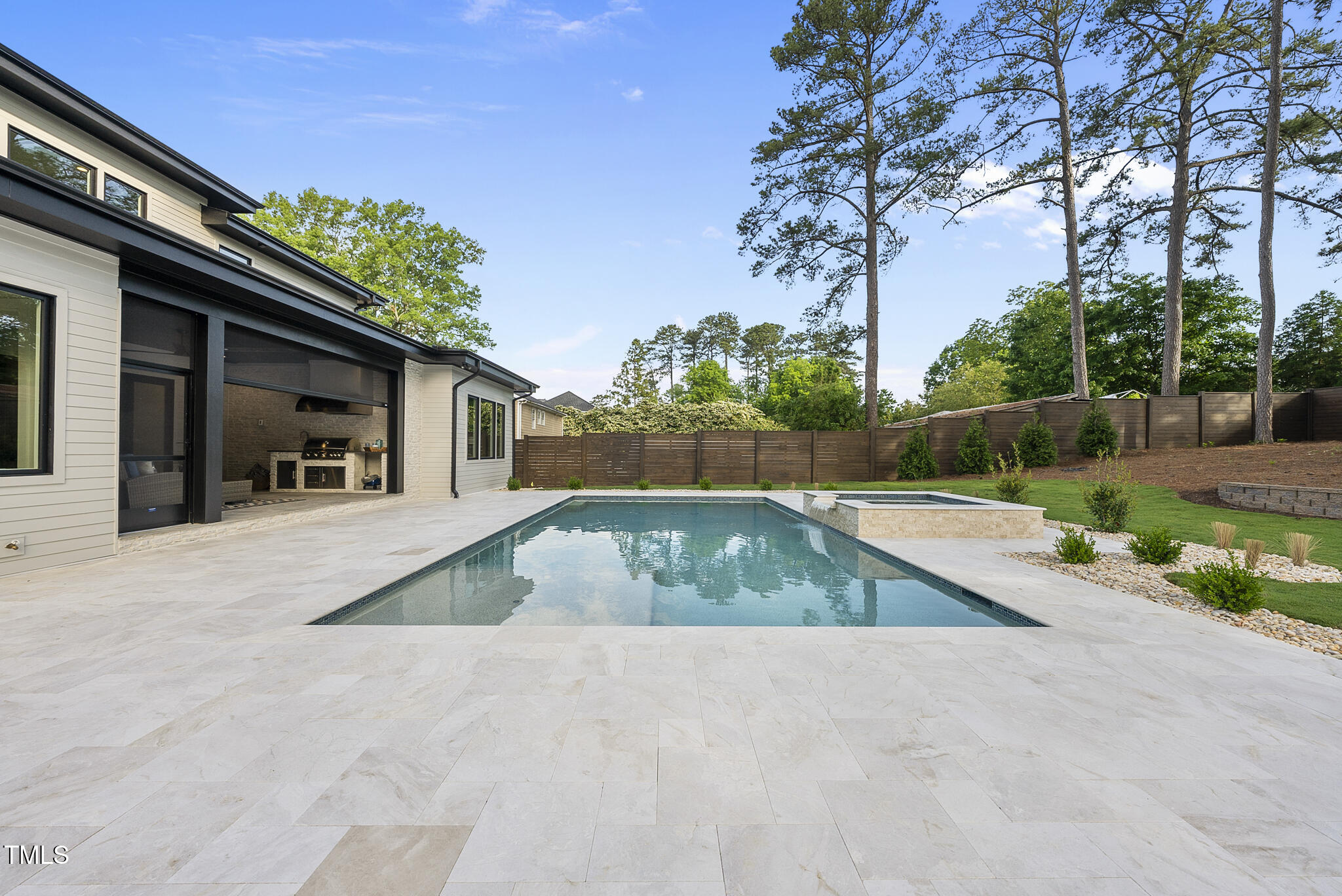 662 Manchester Drive