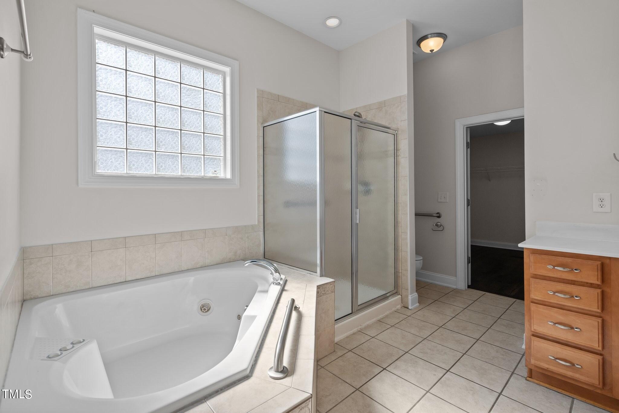 1005 Bellenden Drive