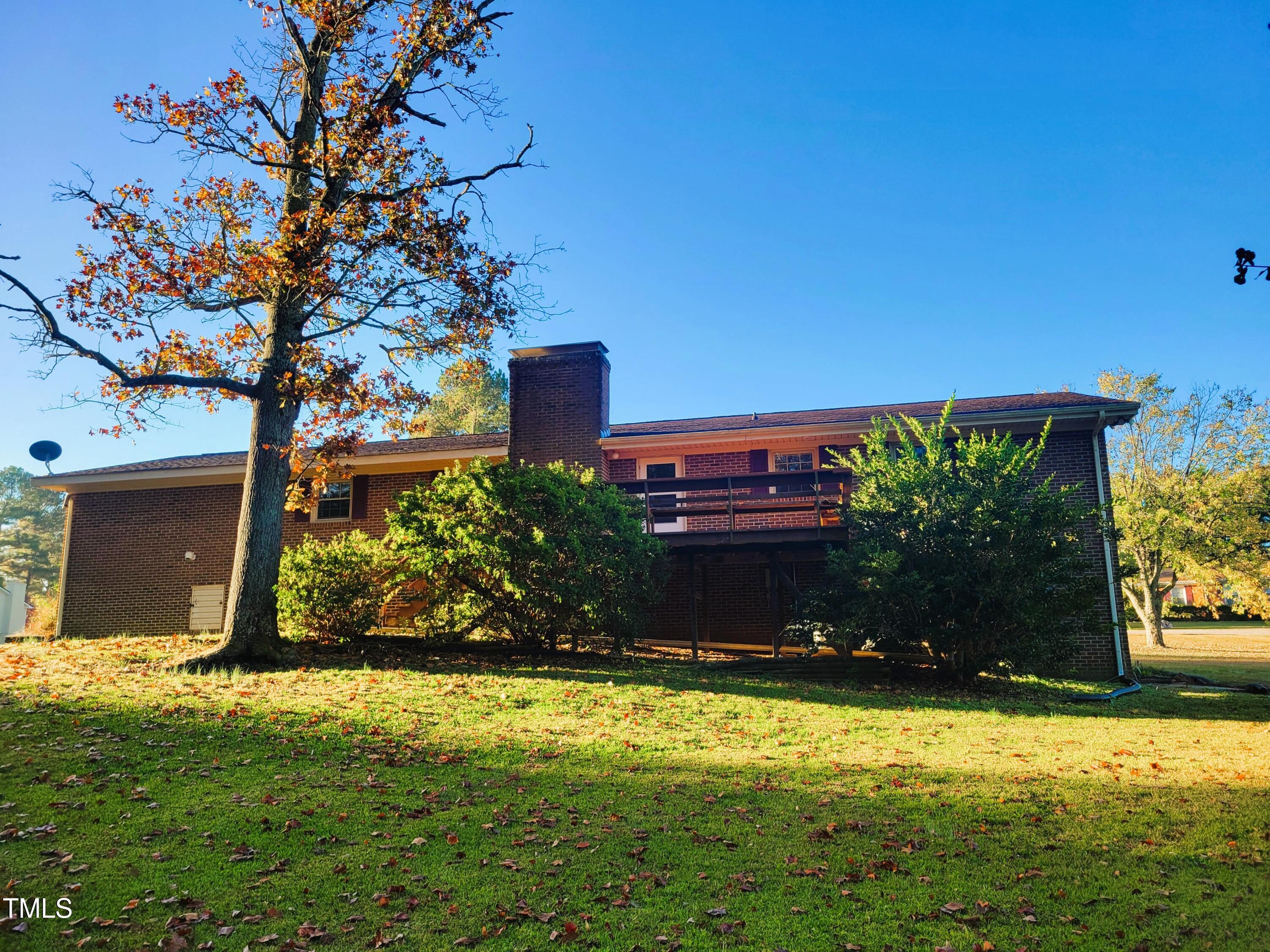 316 Edgewater Drive