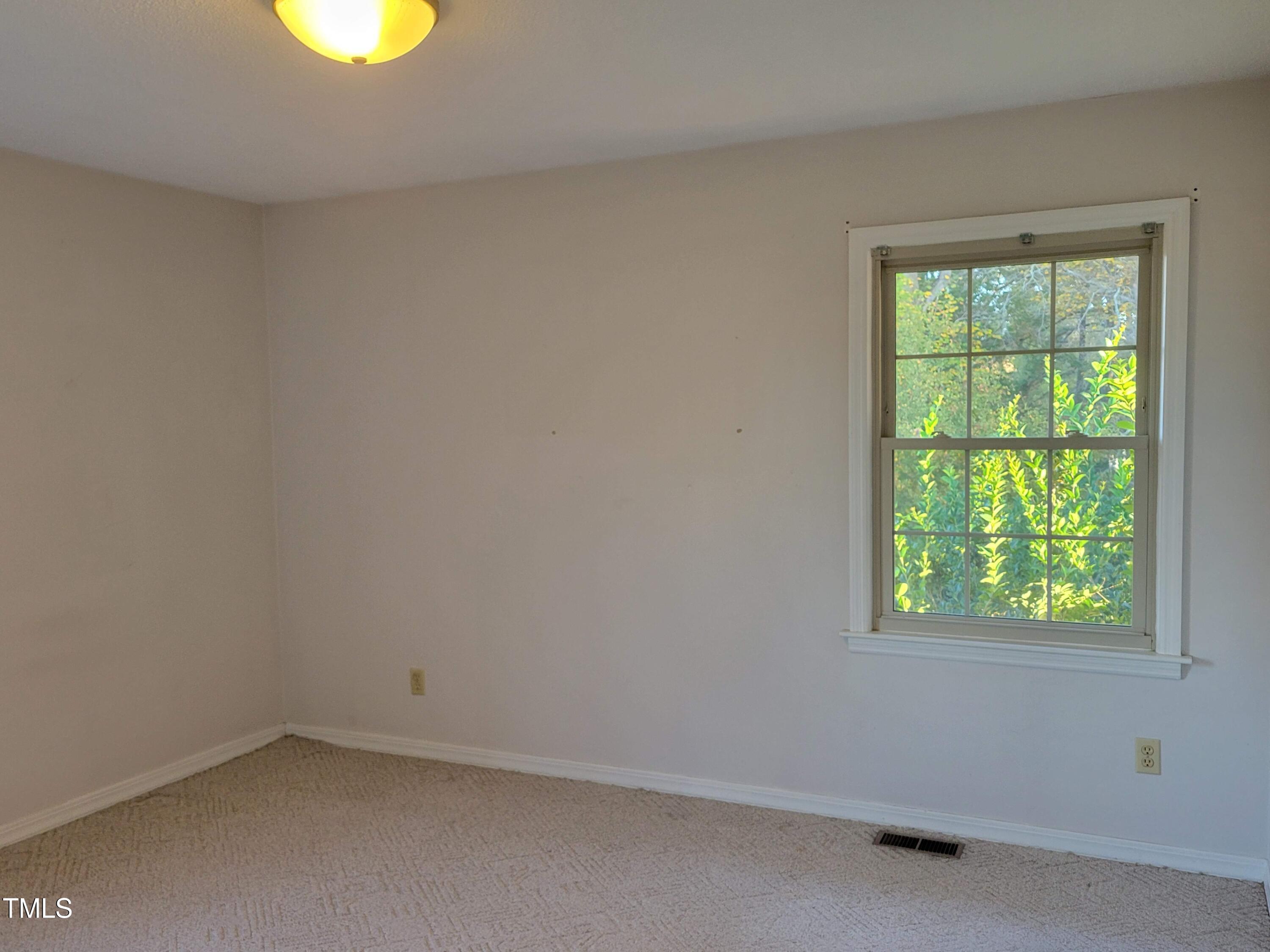 316 Edgewater Drive