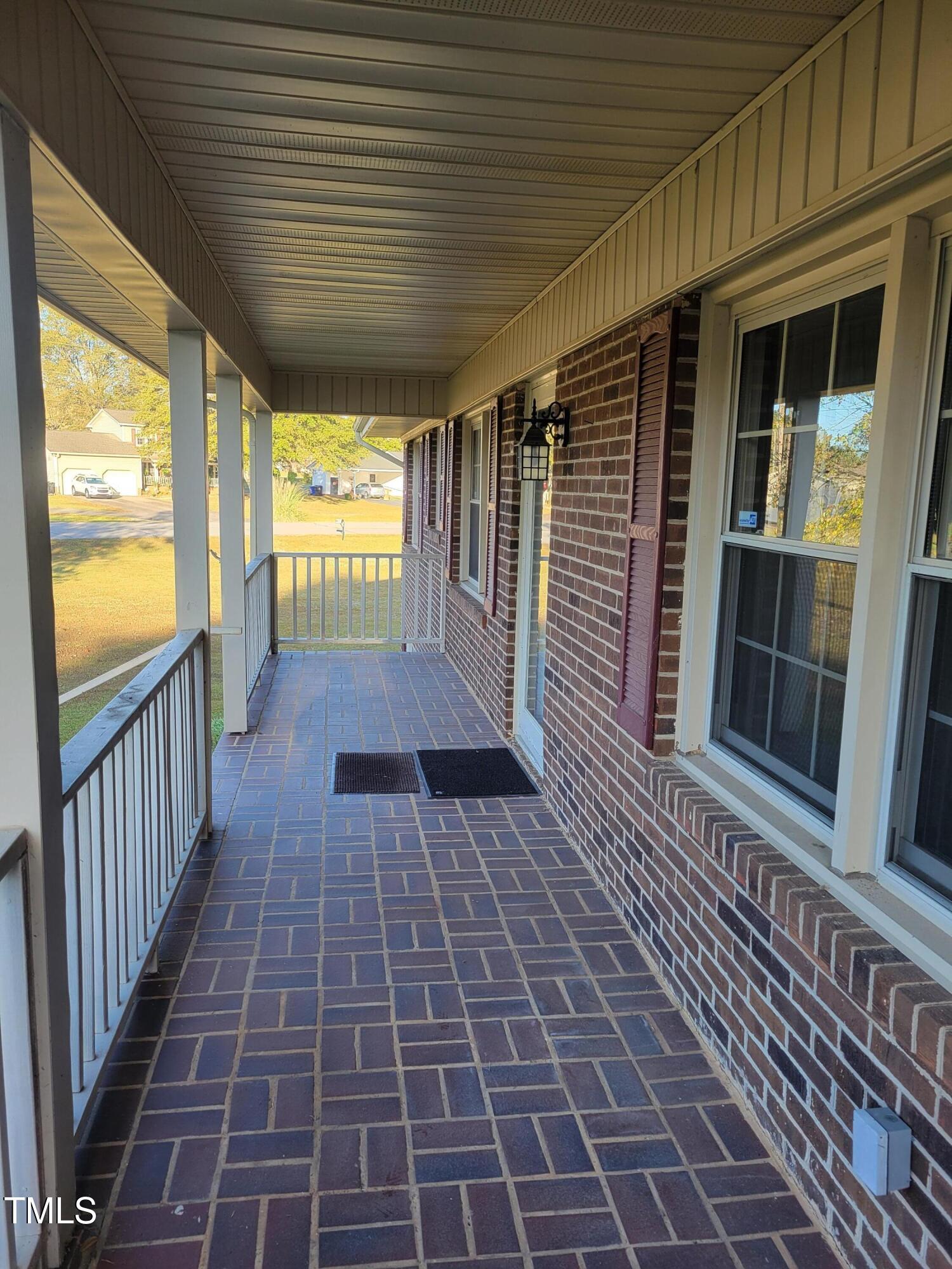 316 Edgewater Drive