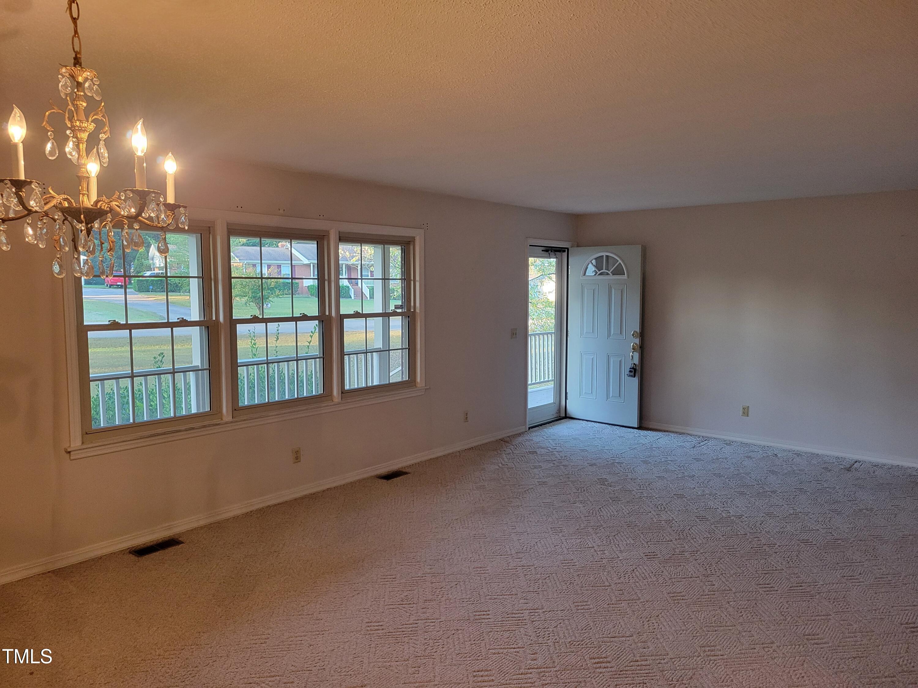 316 Edgewater Drive