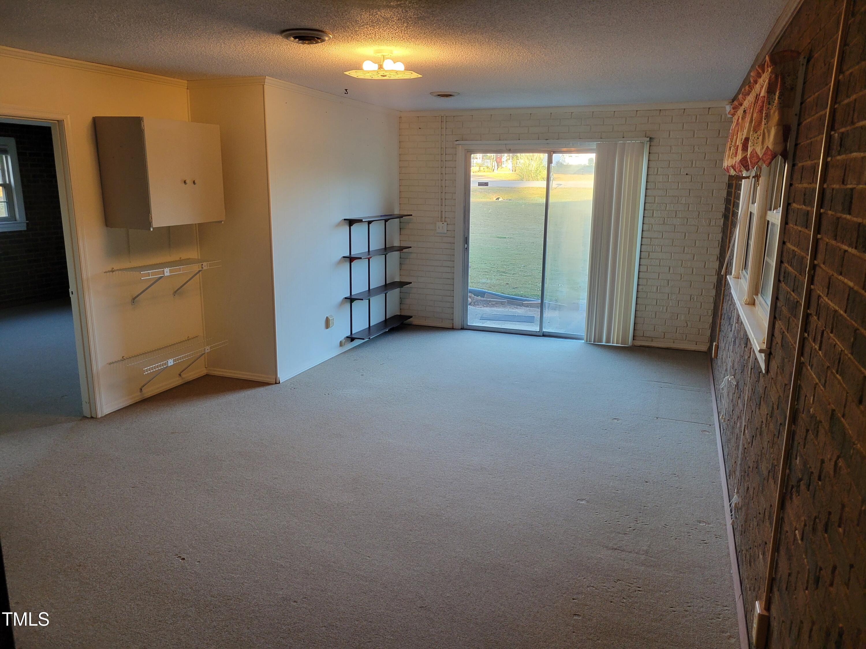 316 Edgewater Drive
