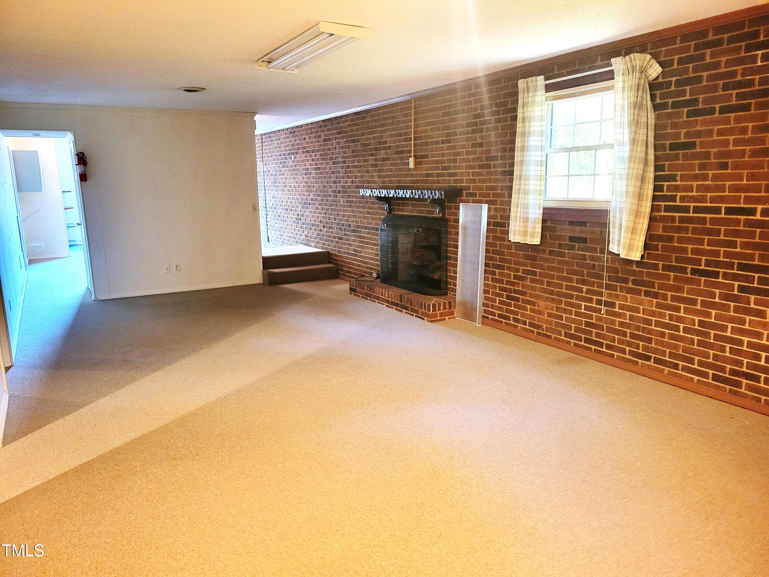 316 Edgewater Drive