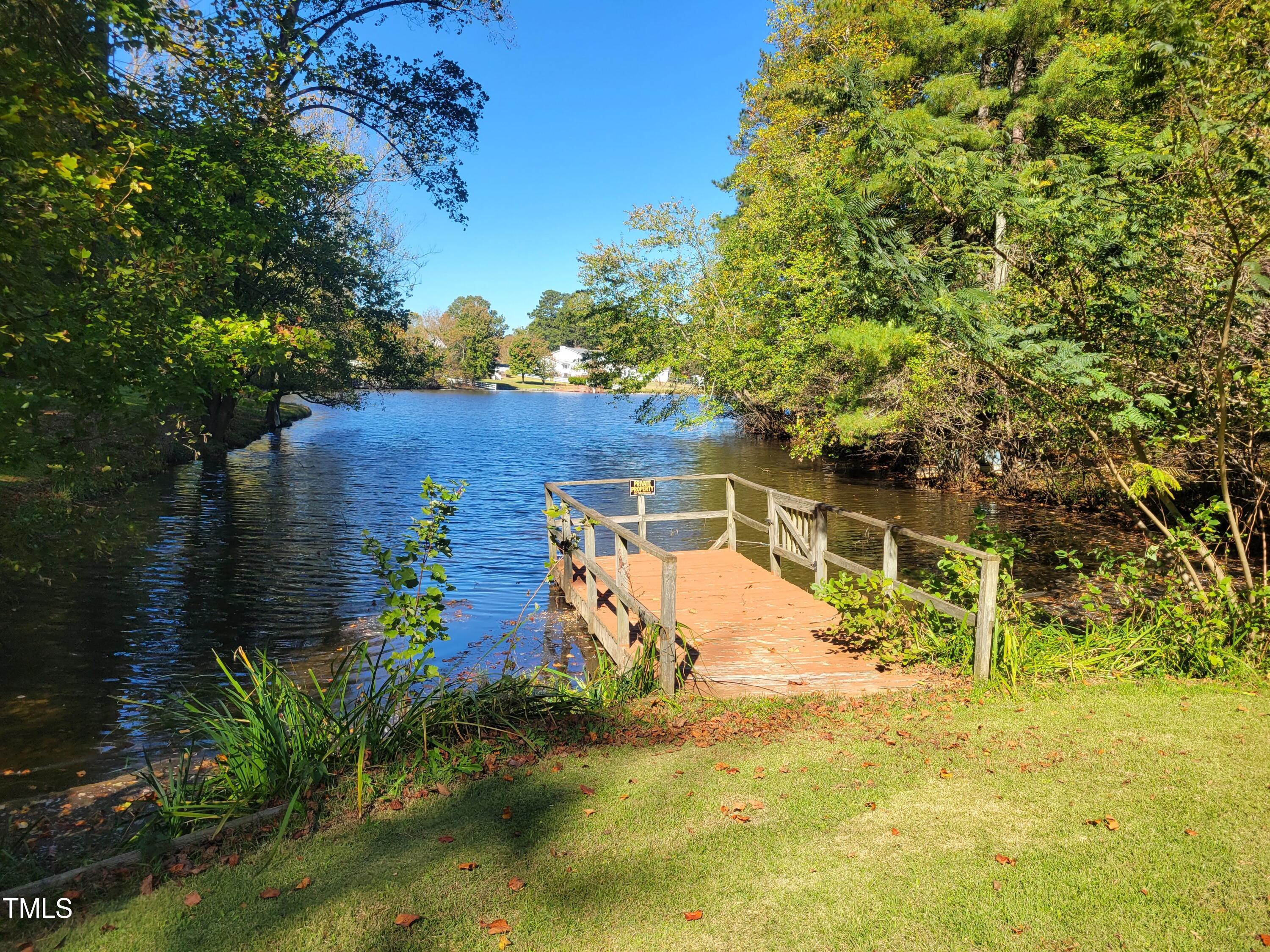 316 Edgewater Drive
