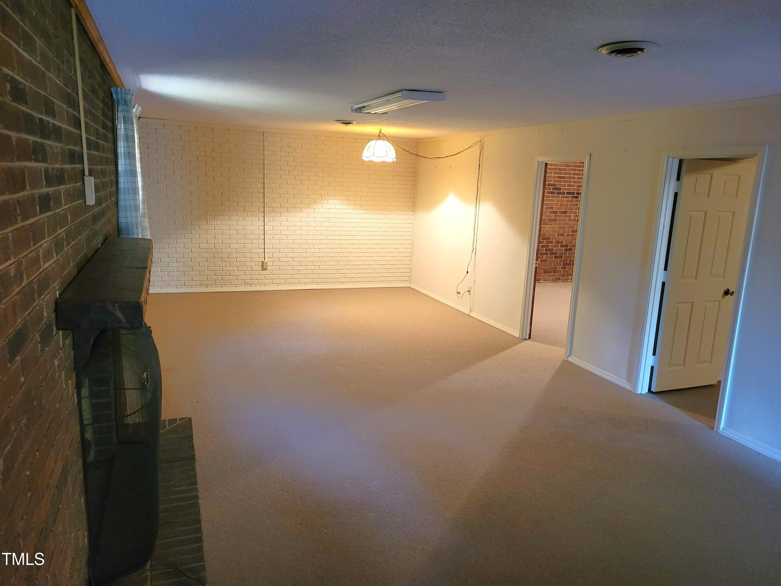 316 Edgewater Drive