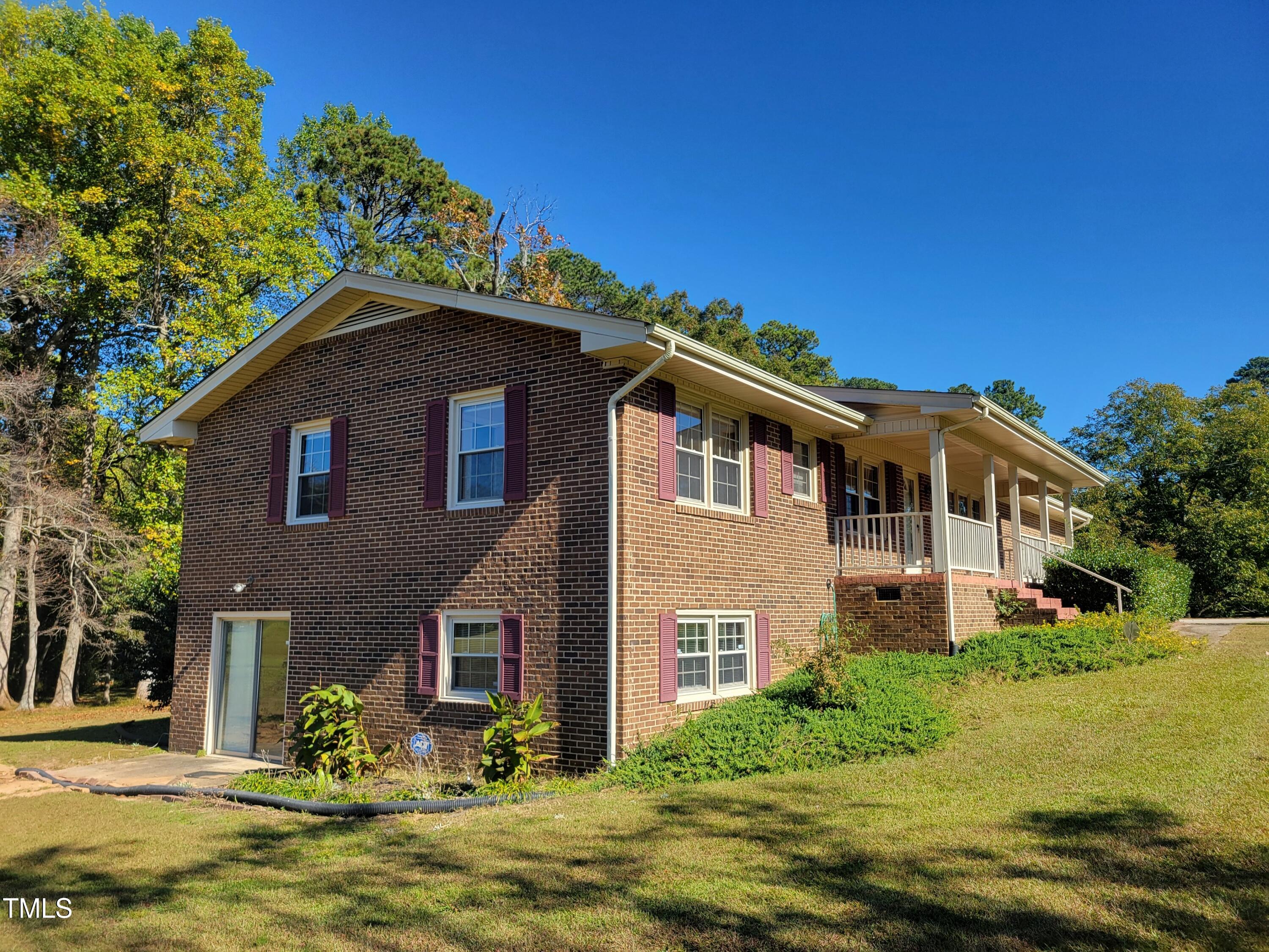 316 Edgewater Drive