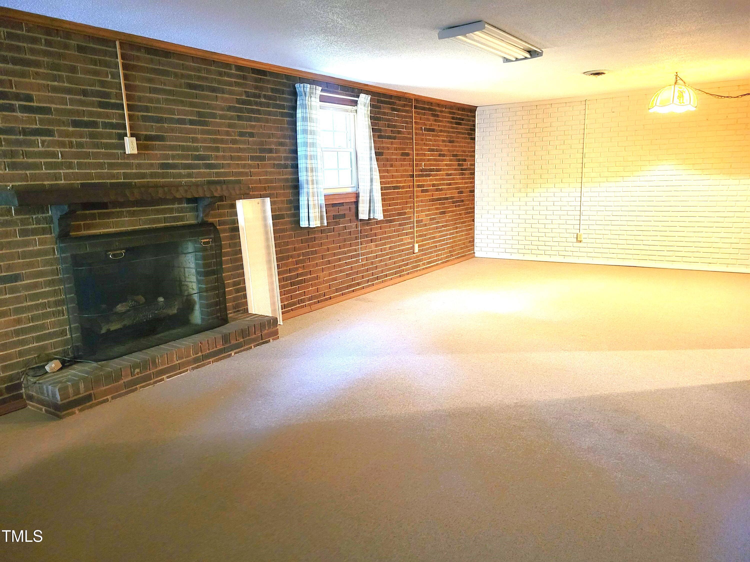 316 Edgewater Drive