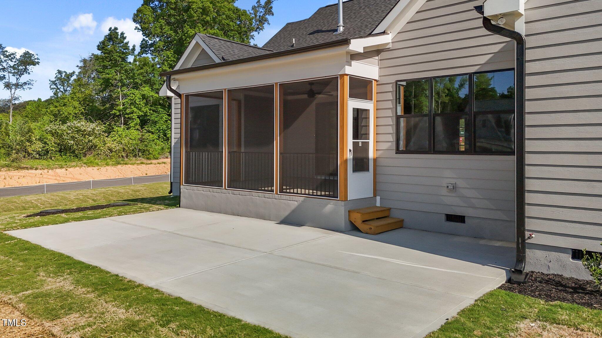 10 Serenity Woods Trail