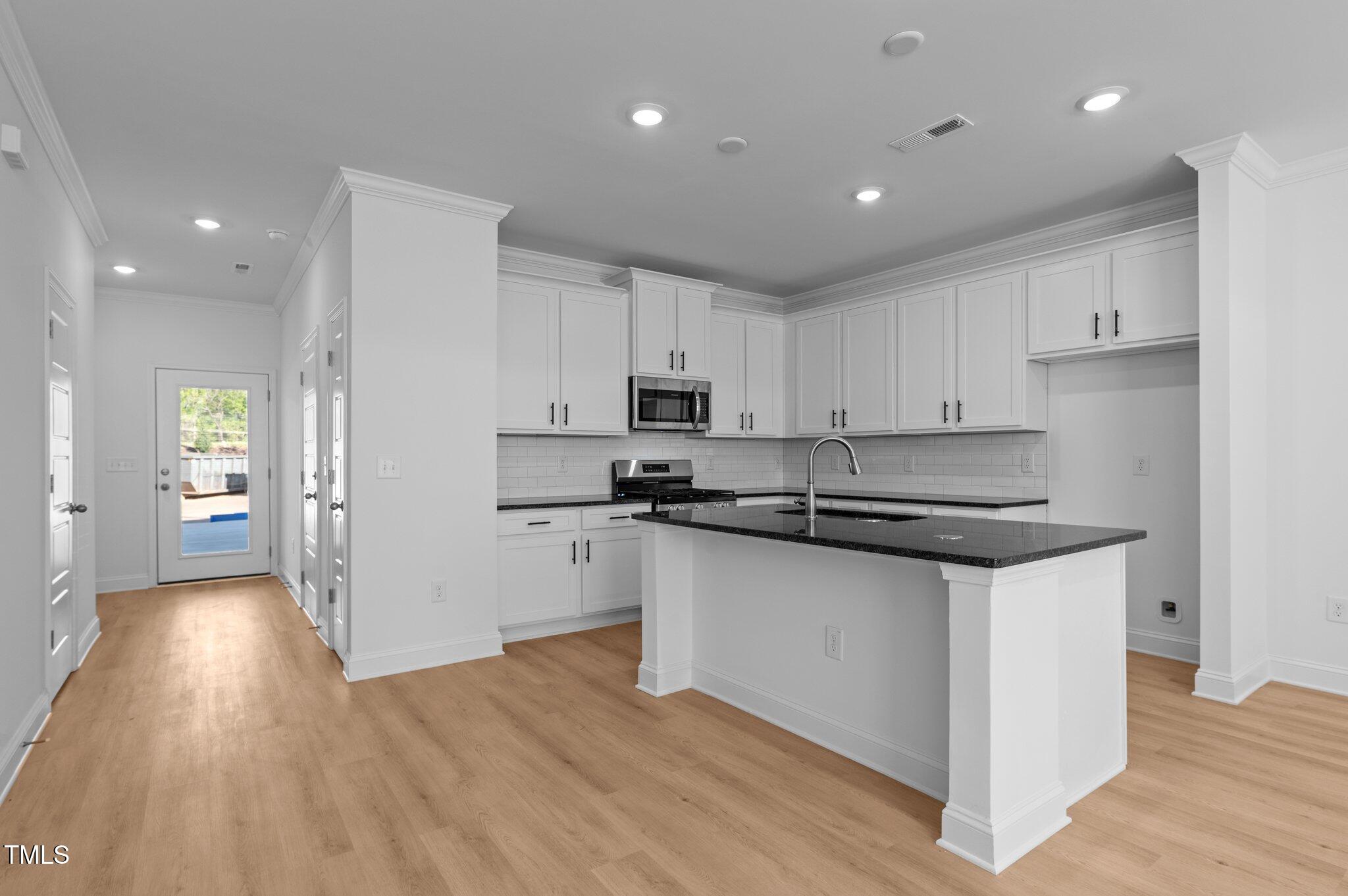 955 Alma Railway Drive # 563
