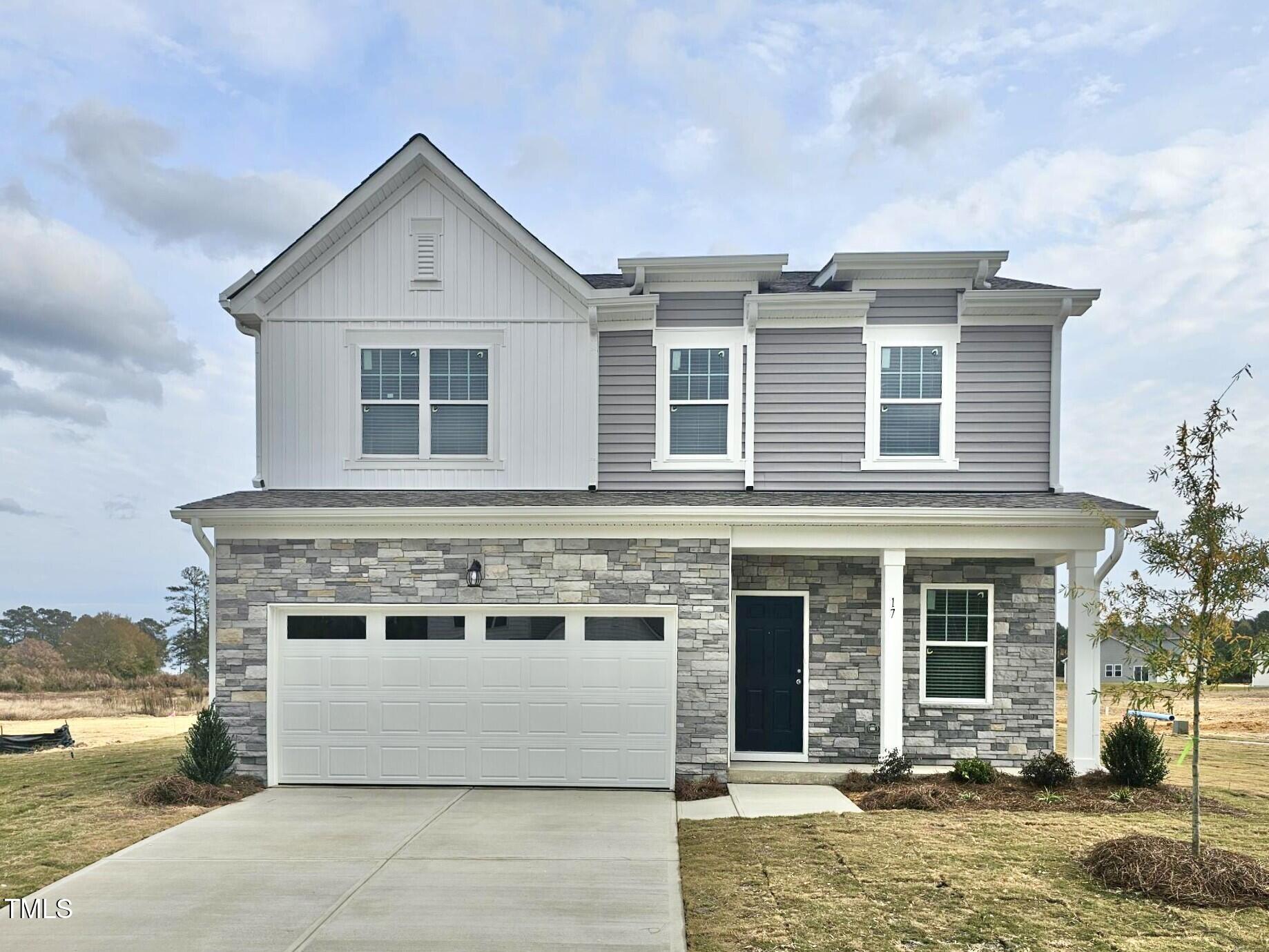 17 Rolling Banks Drive