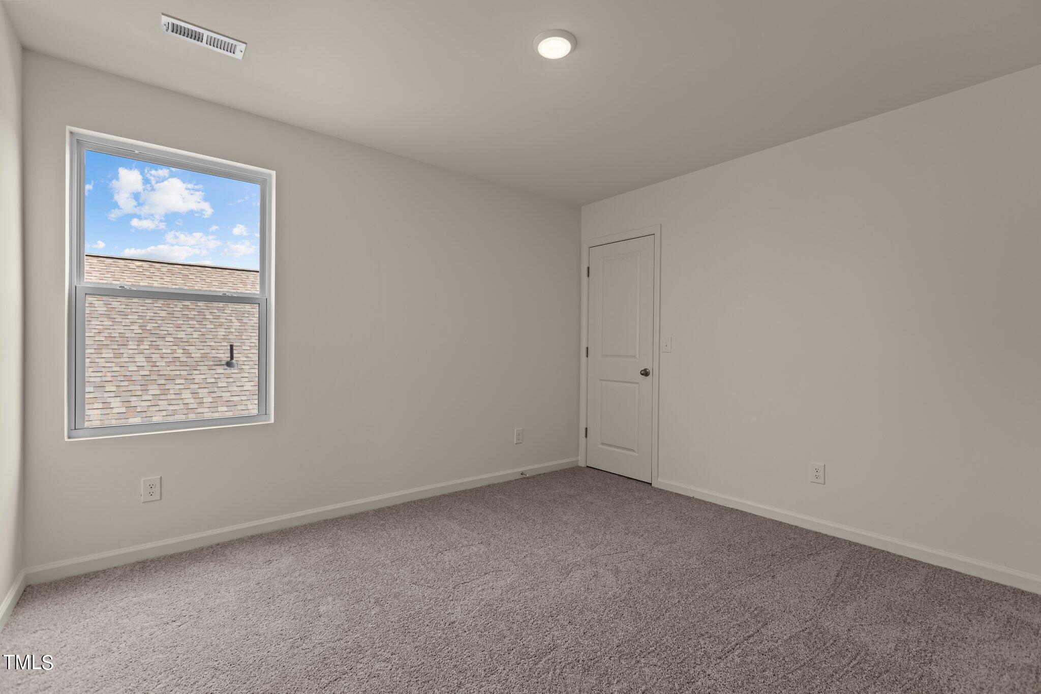 21 Rolling Banks Drive