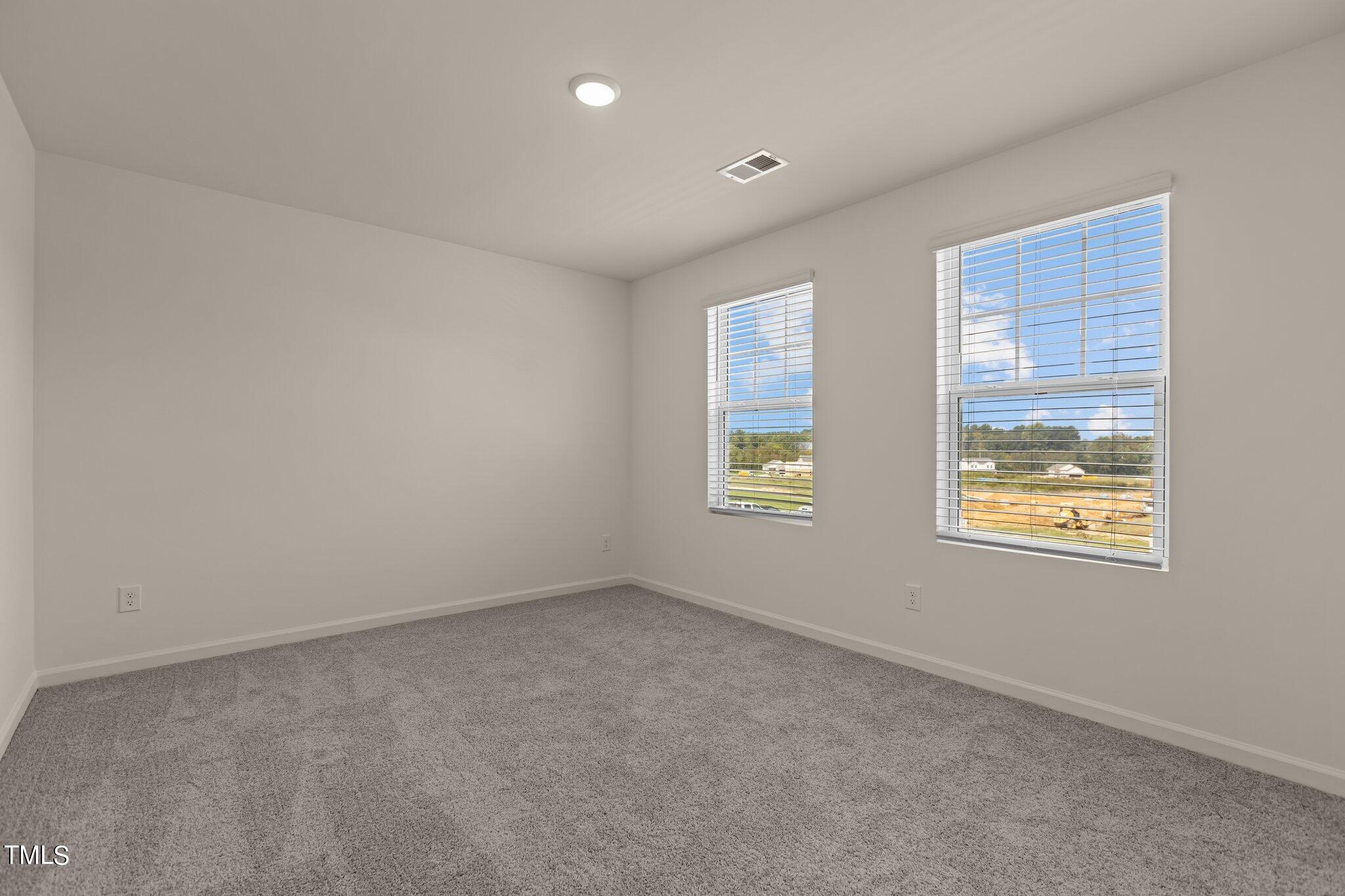 21 Rolling Banks Drive