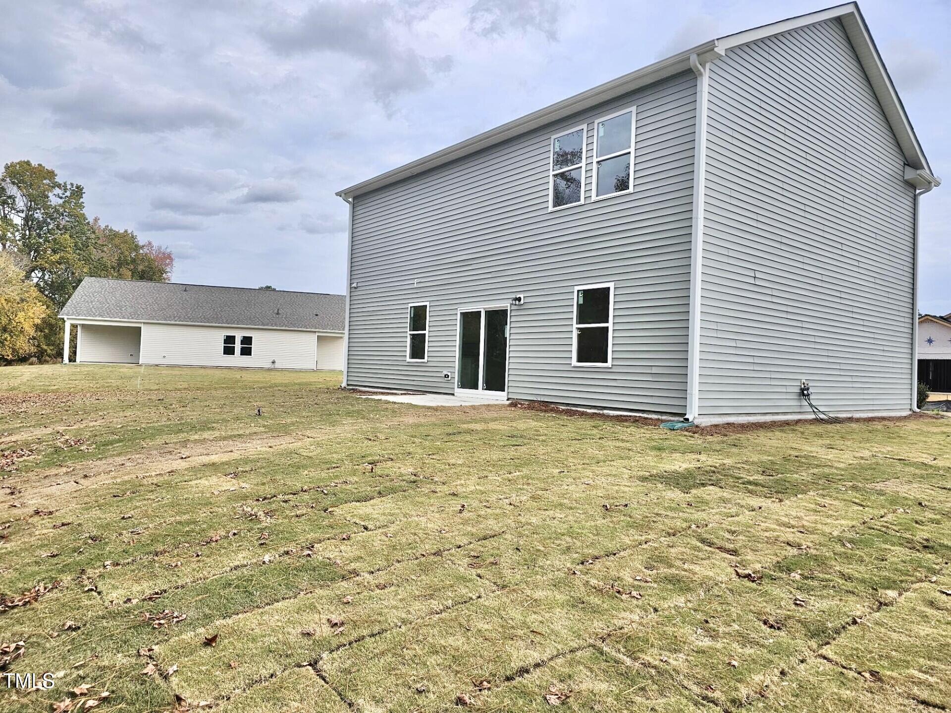 30 Rolling Banks Drive