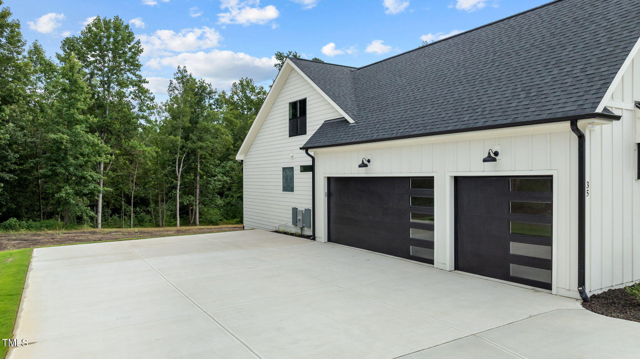 35 Serenity Woods Trail
