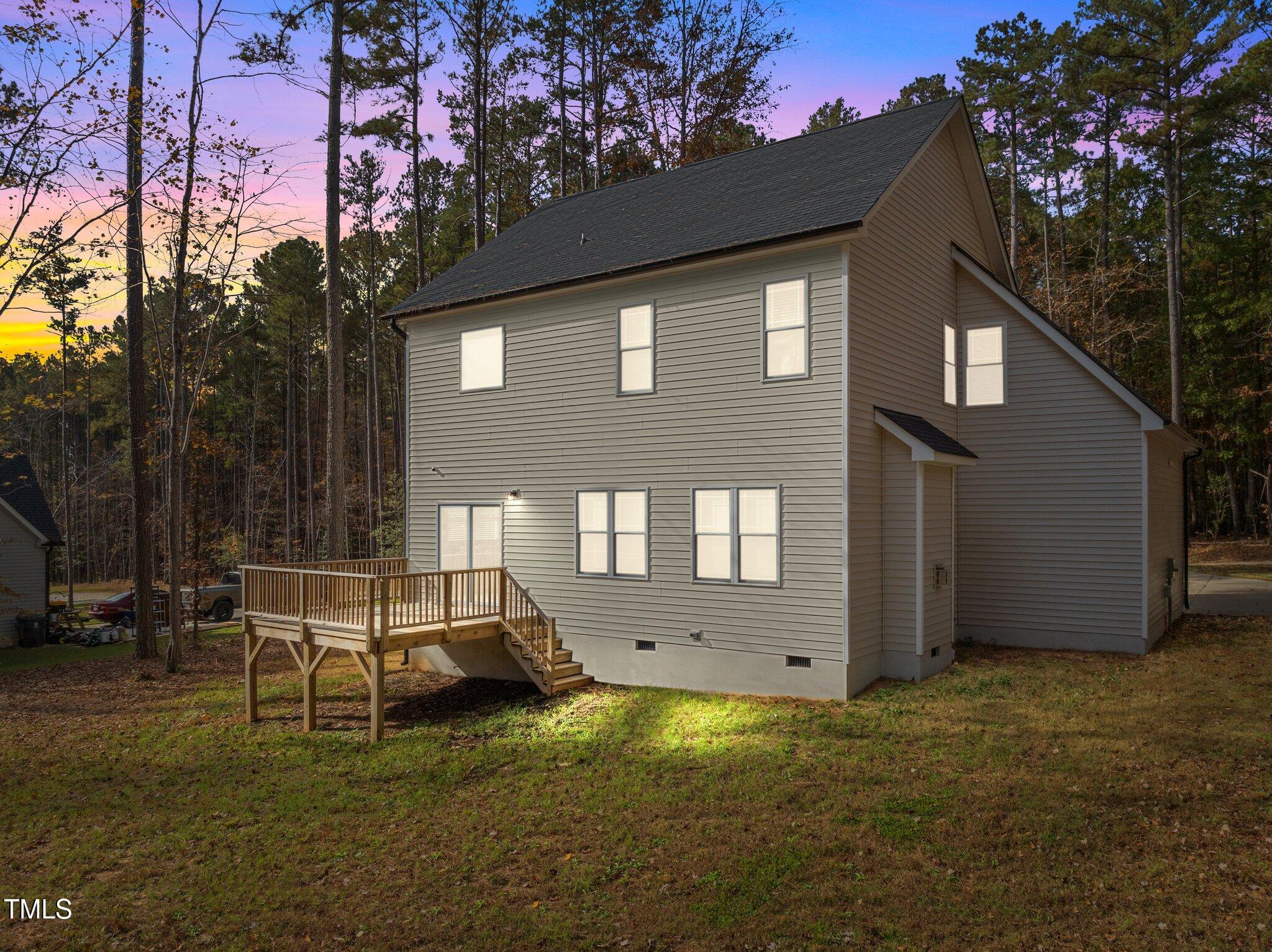 6233 Reagan Lane