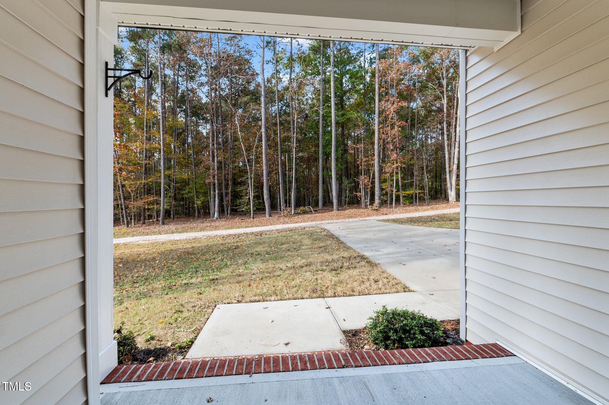 6233 Reagan Lane