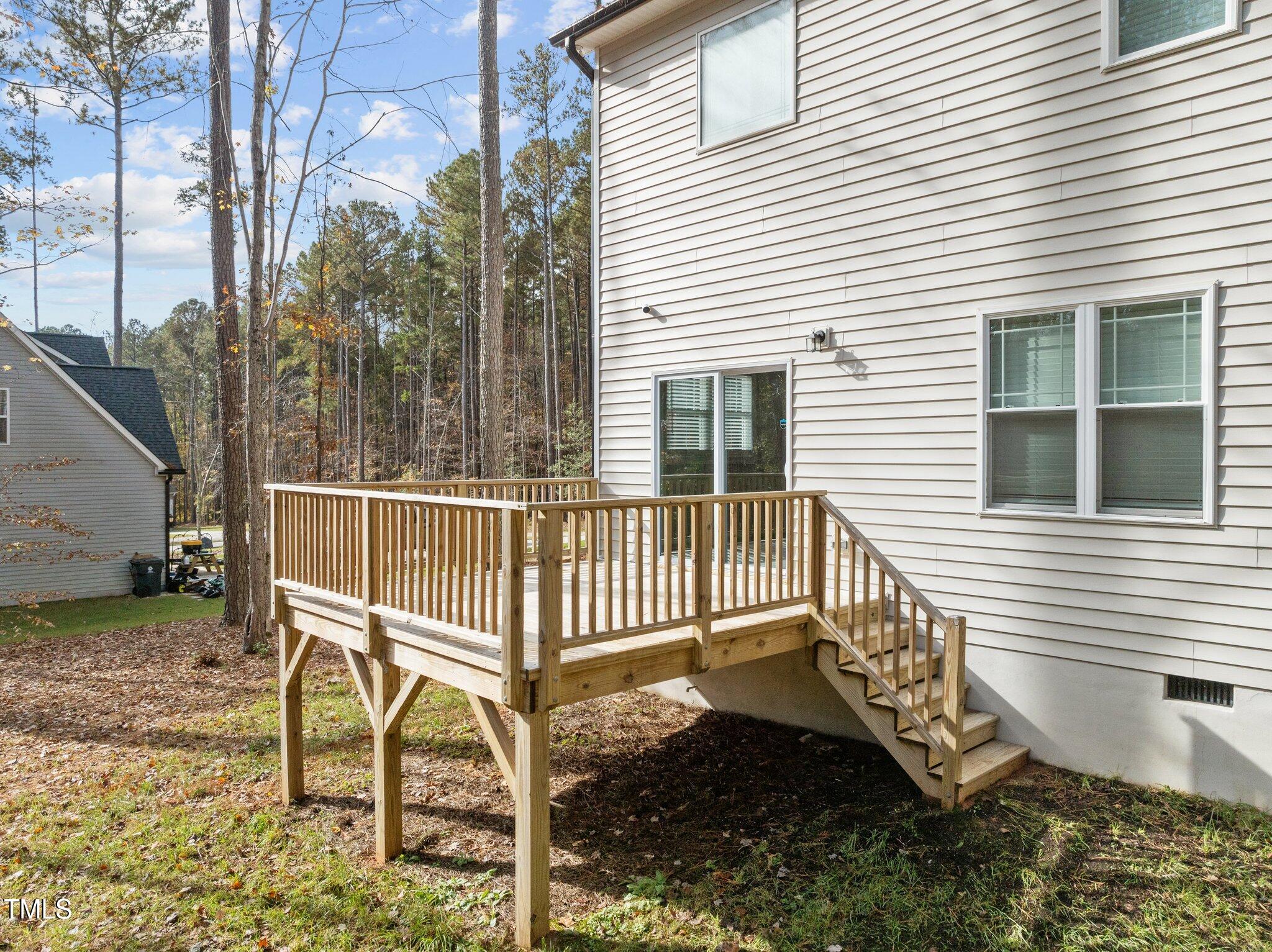 6233 Reagan Lane