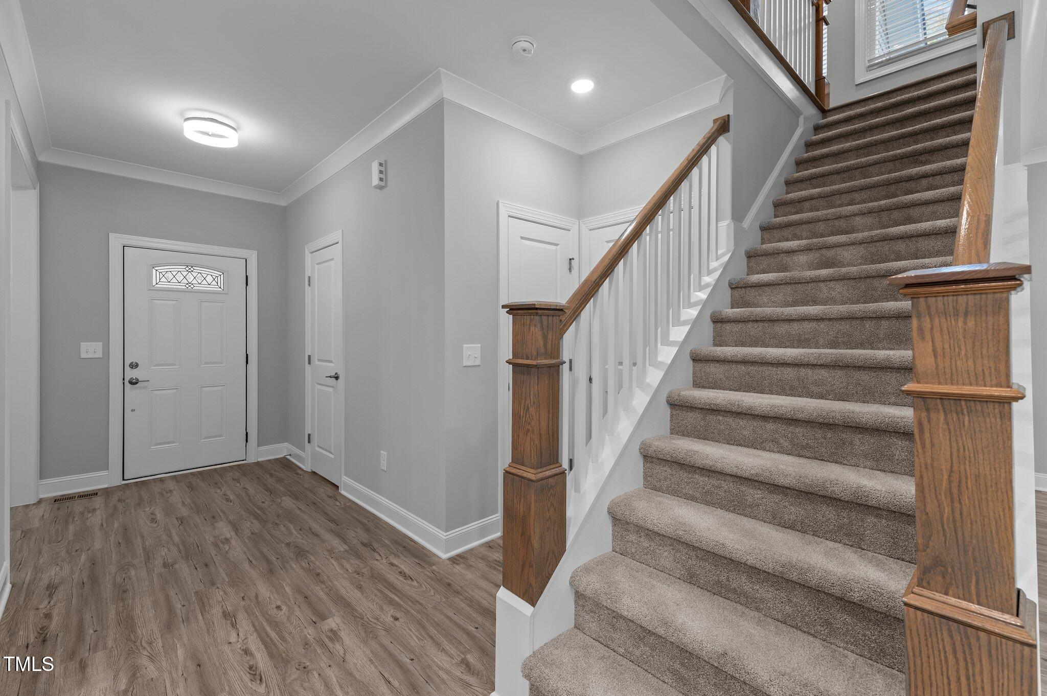 6233 Reagan Lane