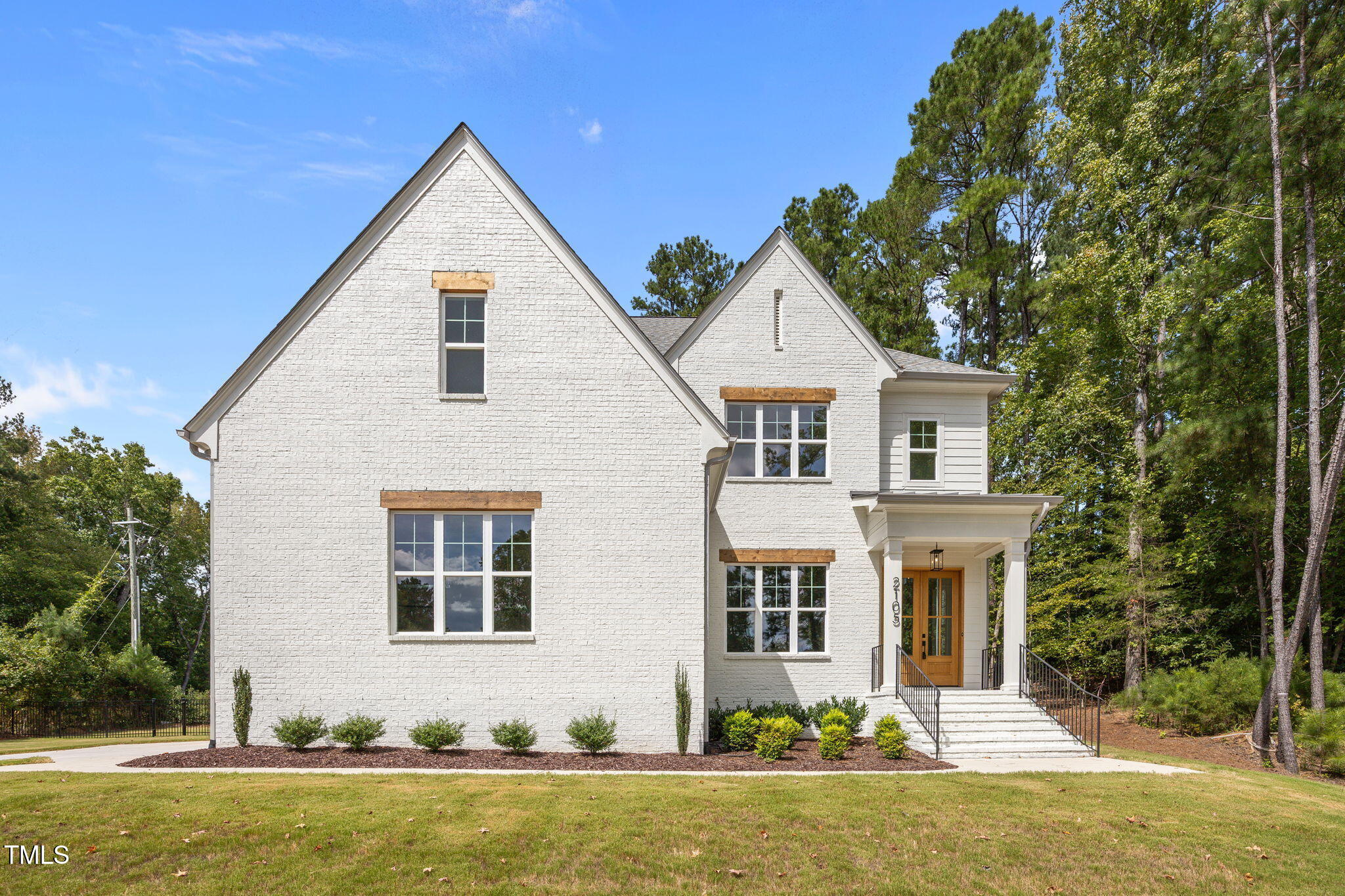2105 Gentry Road