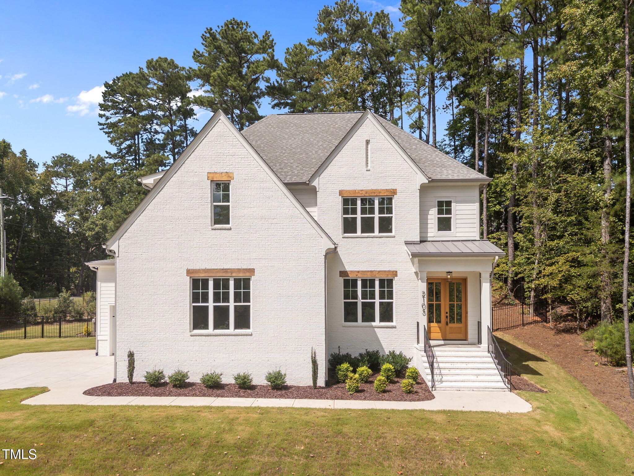 2105 Gentry Road