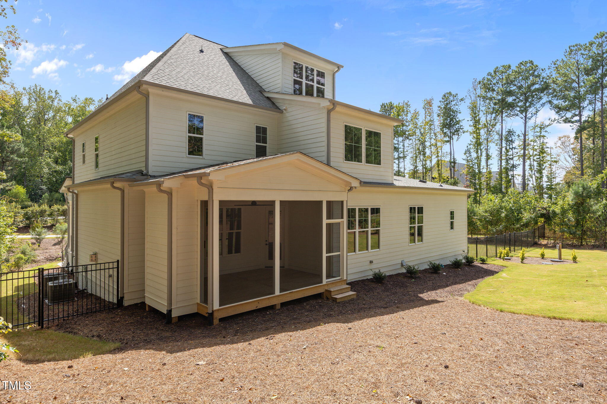 2105 Gentry Road
