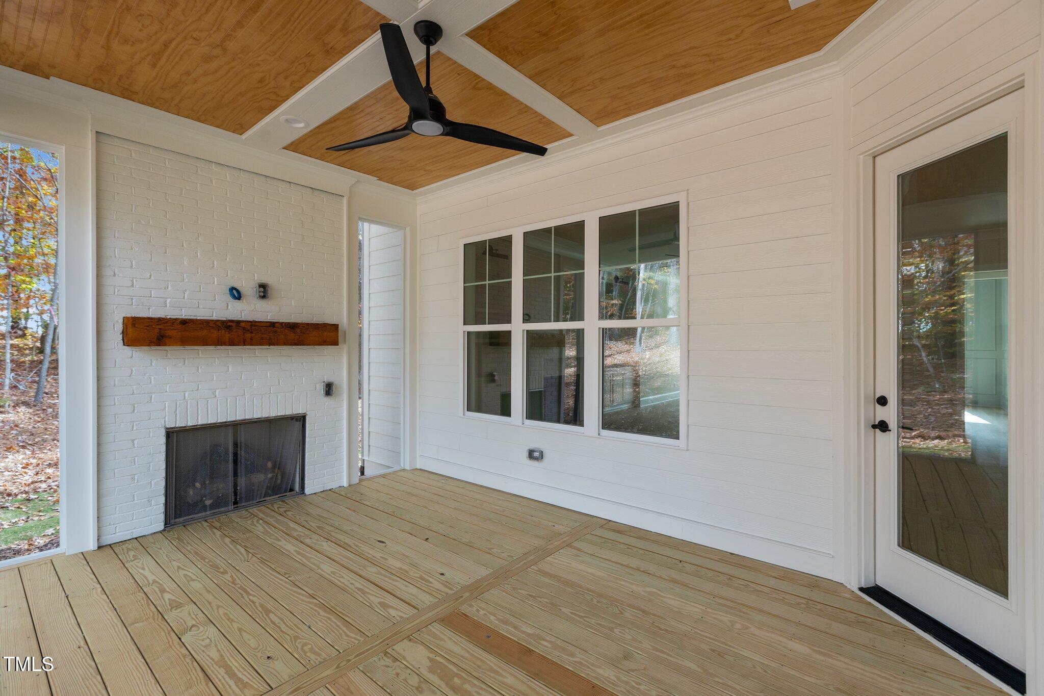 2105 Gentry Road