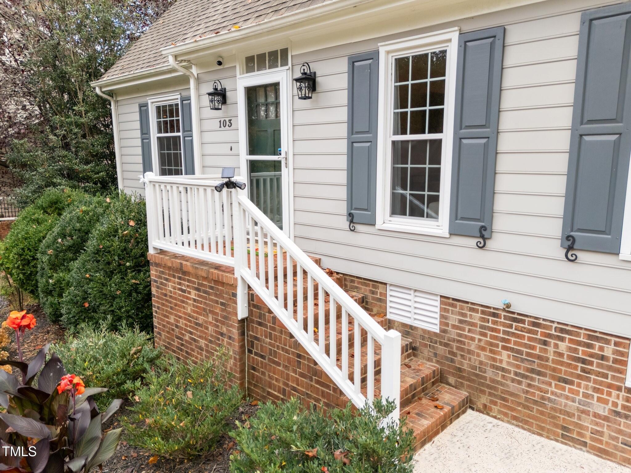 103 Bayoak Drive
