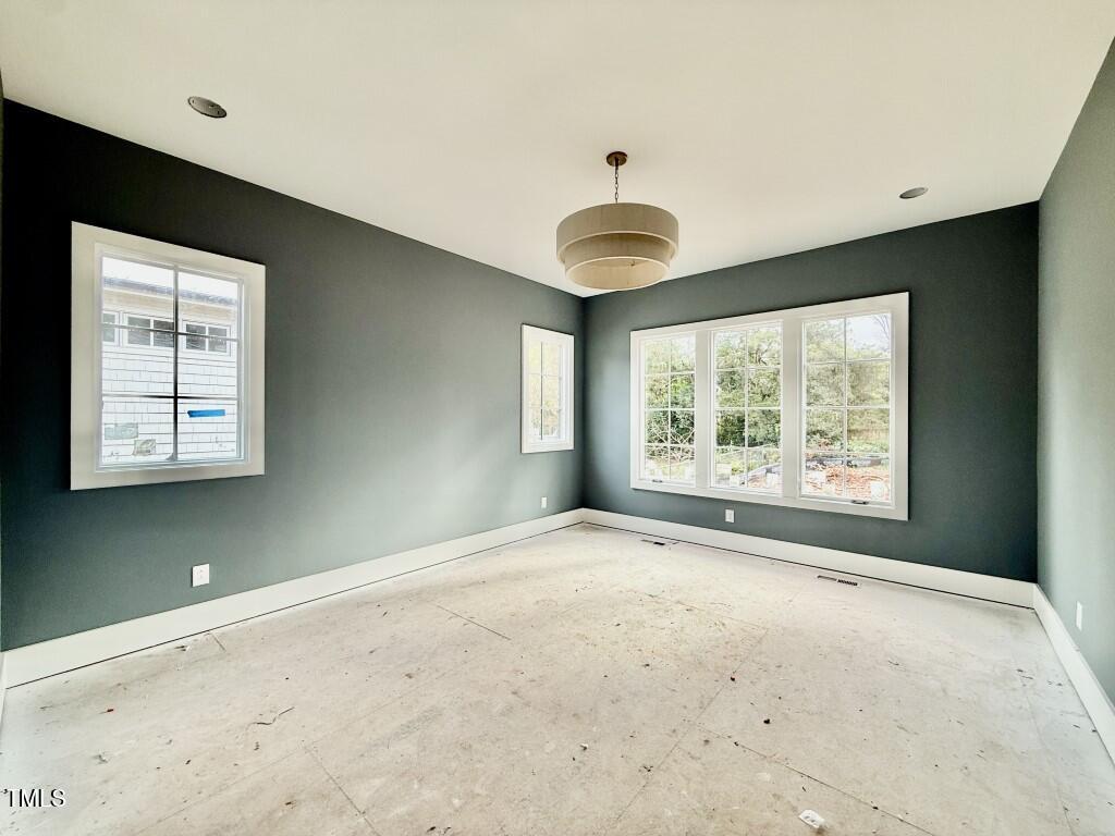 2824 Claremont Road