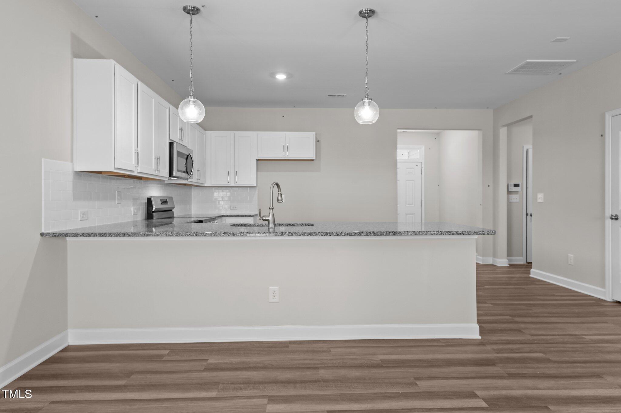 585 Husketh Road