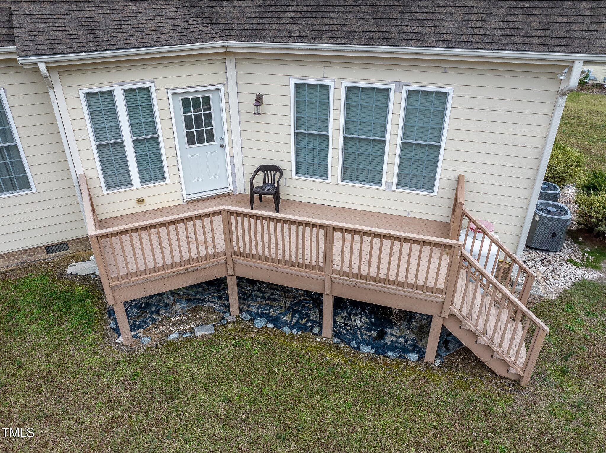 1012 Eagleshire Place
