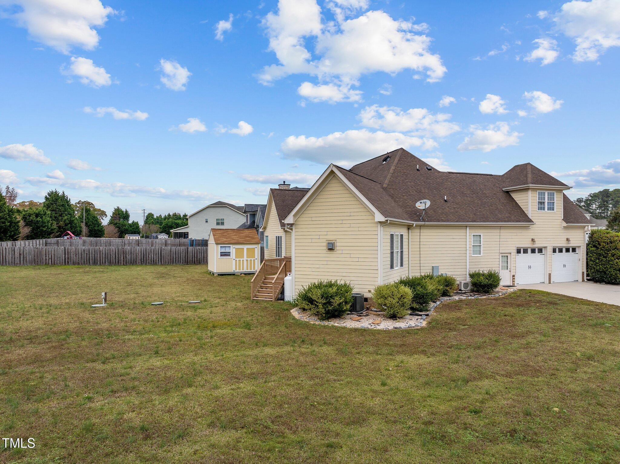 1012 Eagleshire Place