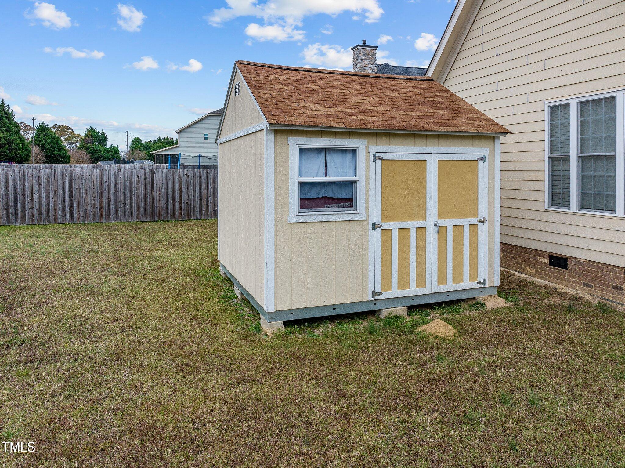 1012 Eagleshire Place