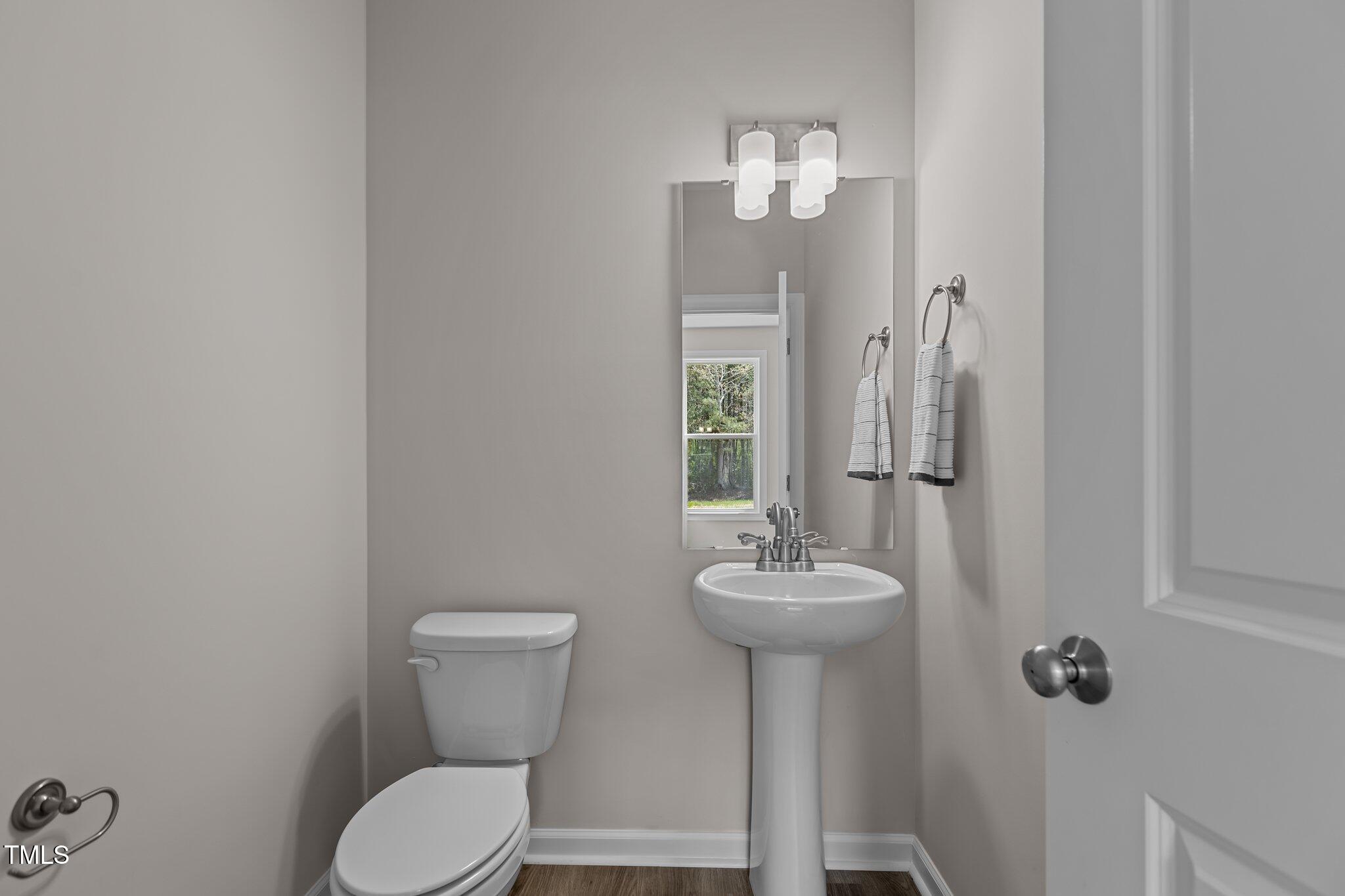 9184 Phoenix Court
