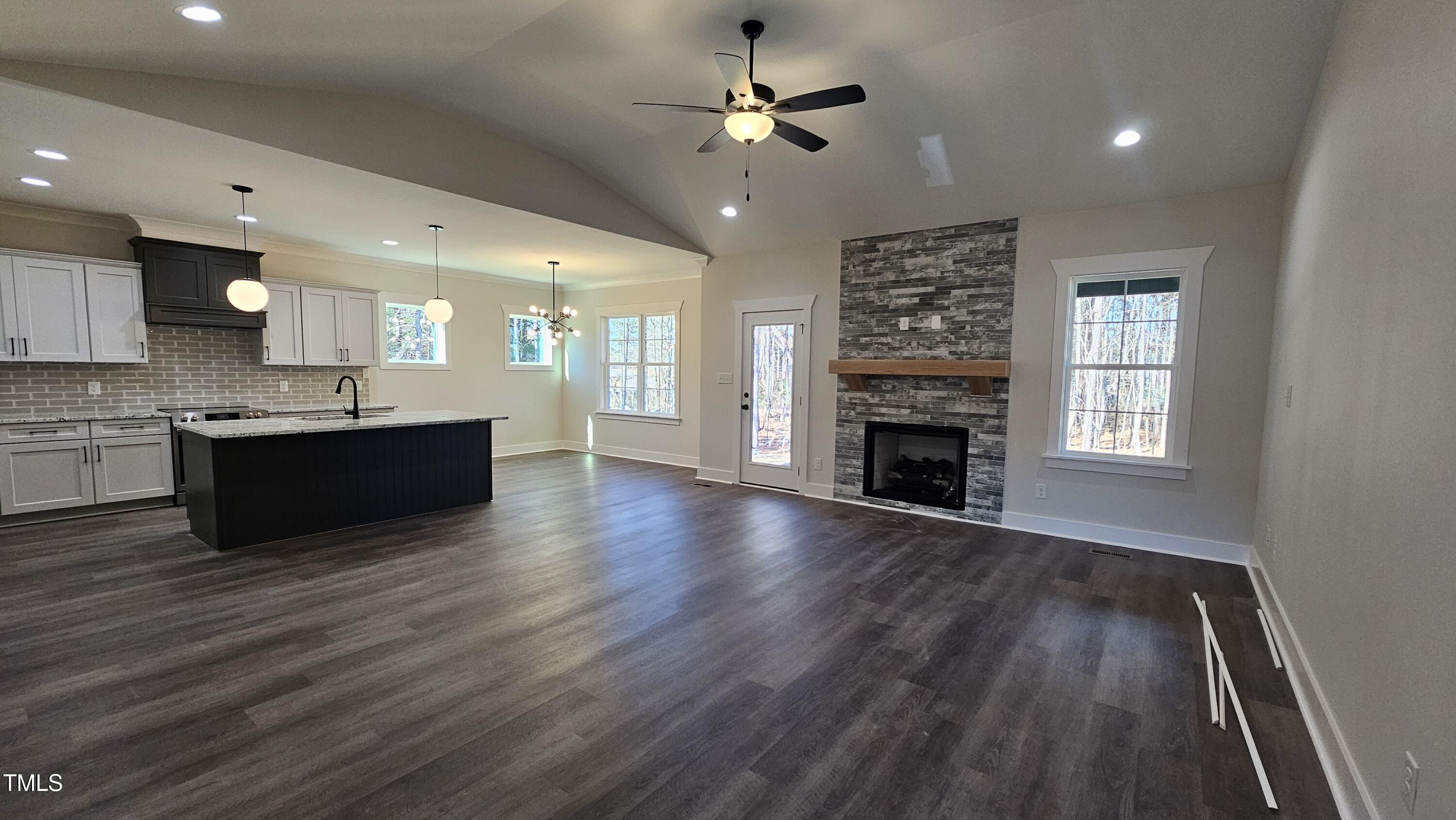 15 Weathered Oak Way
