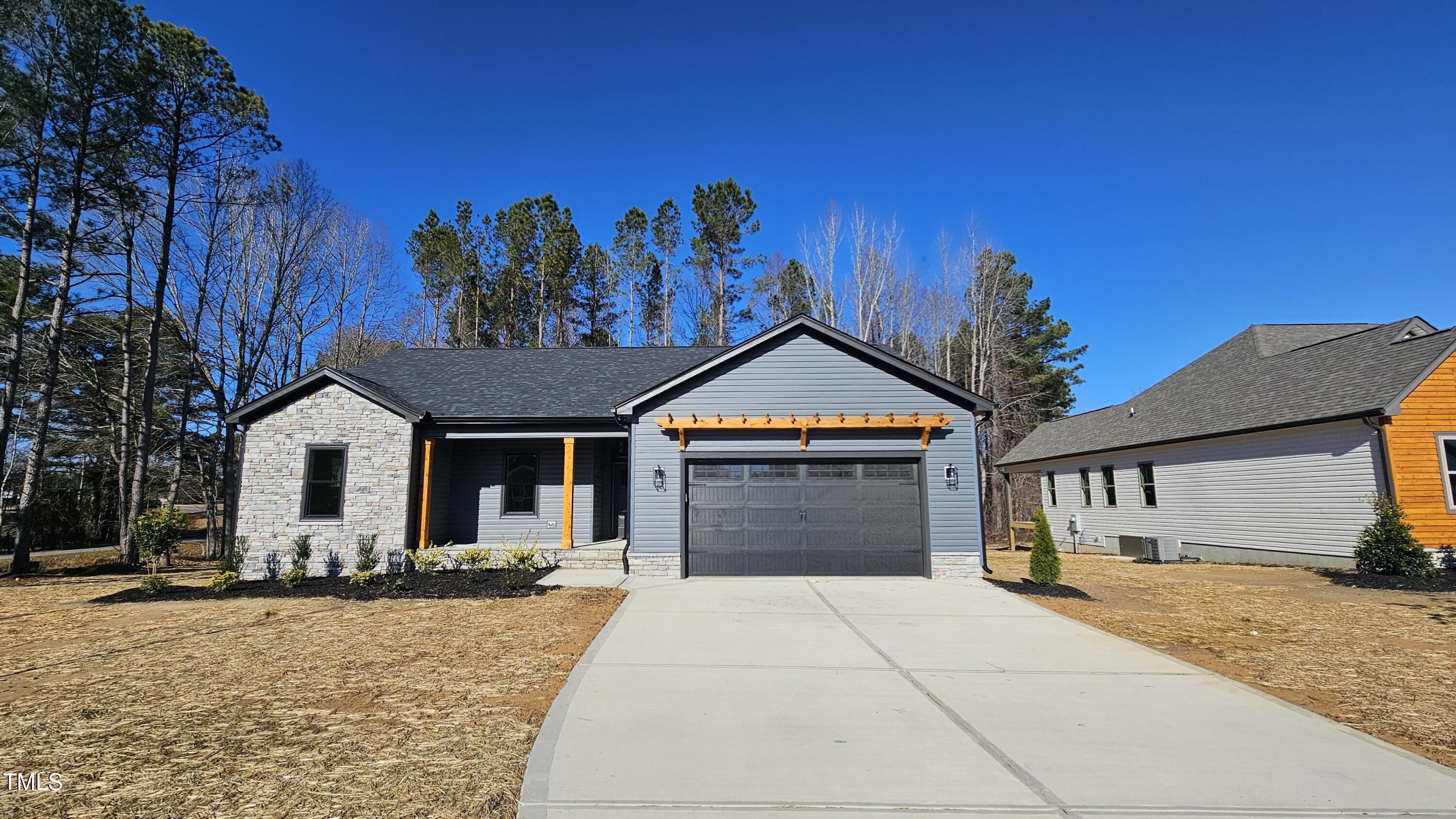 15 Weathered Oak Way