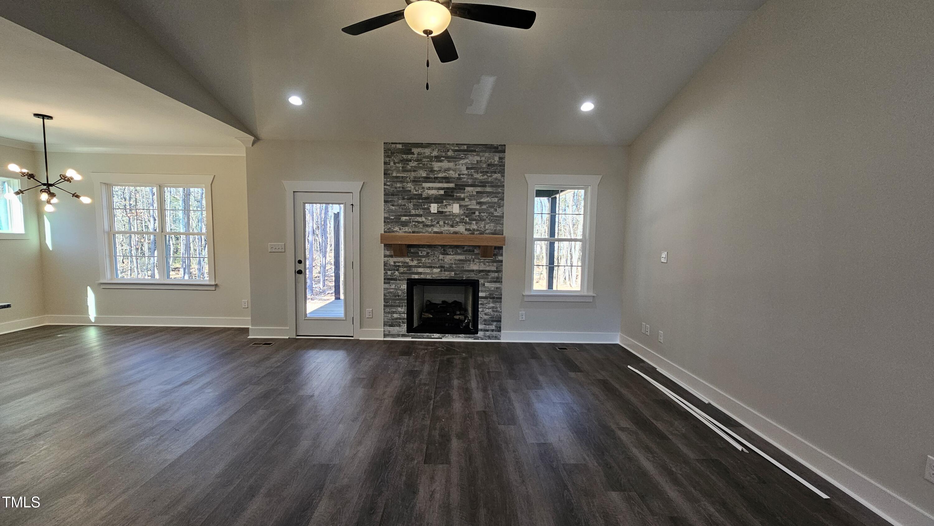 15 Weathered Oak Way