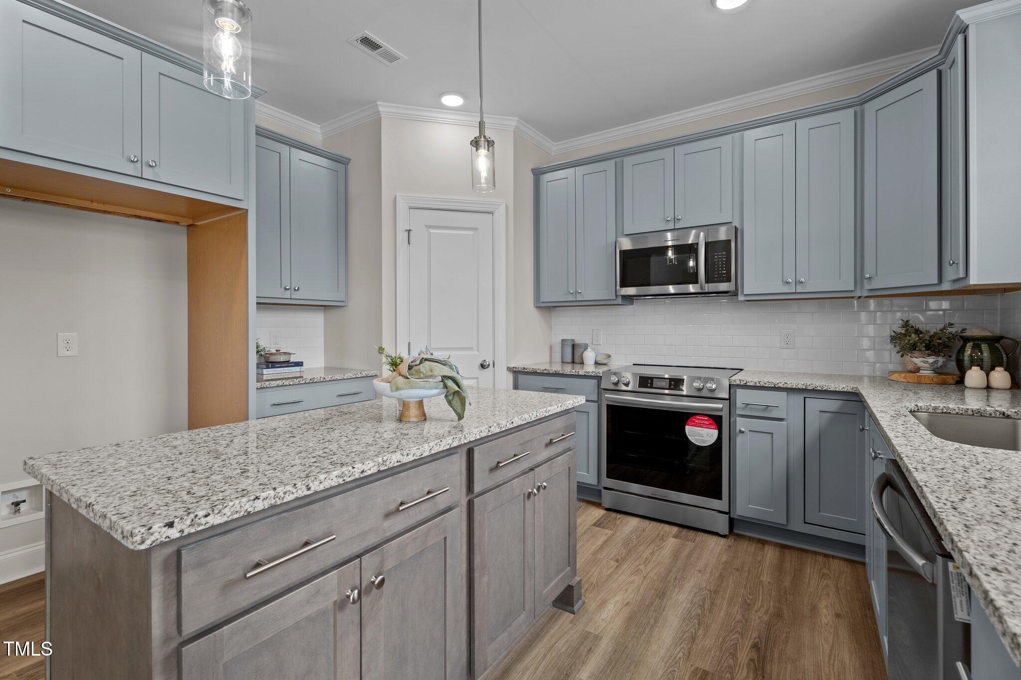 55 Diamond Creek Drive