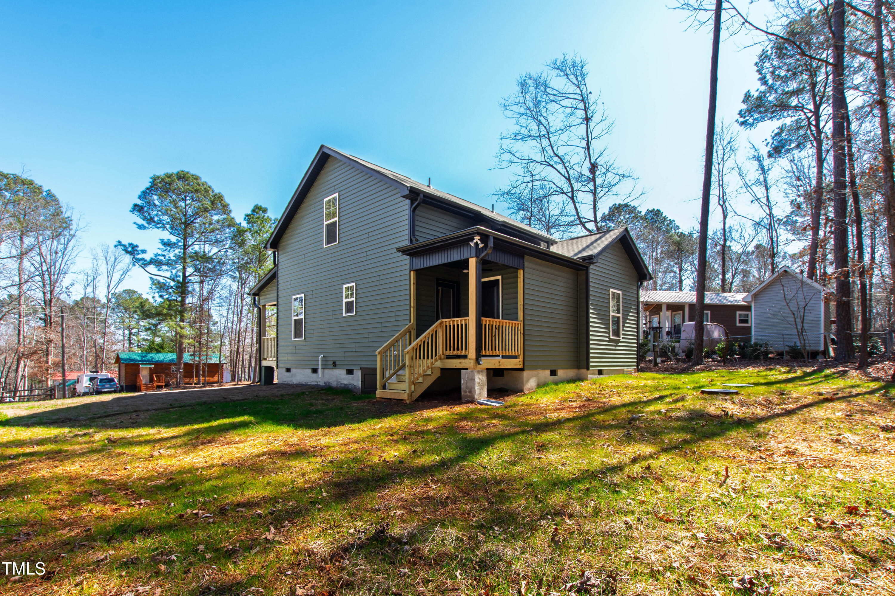109 Lone Star Drive