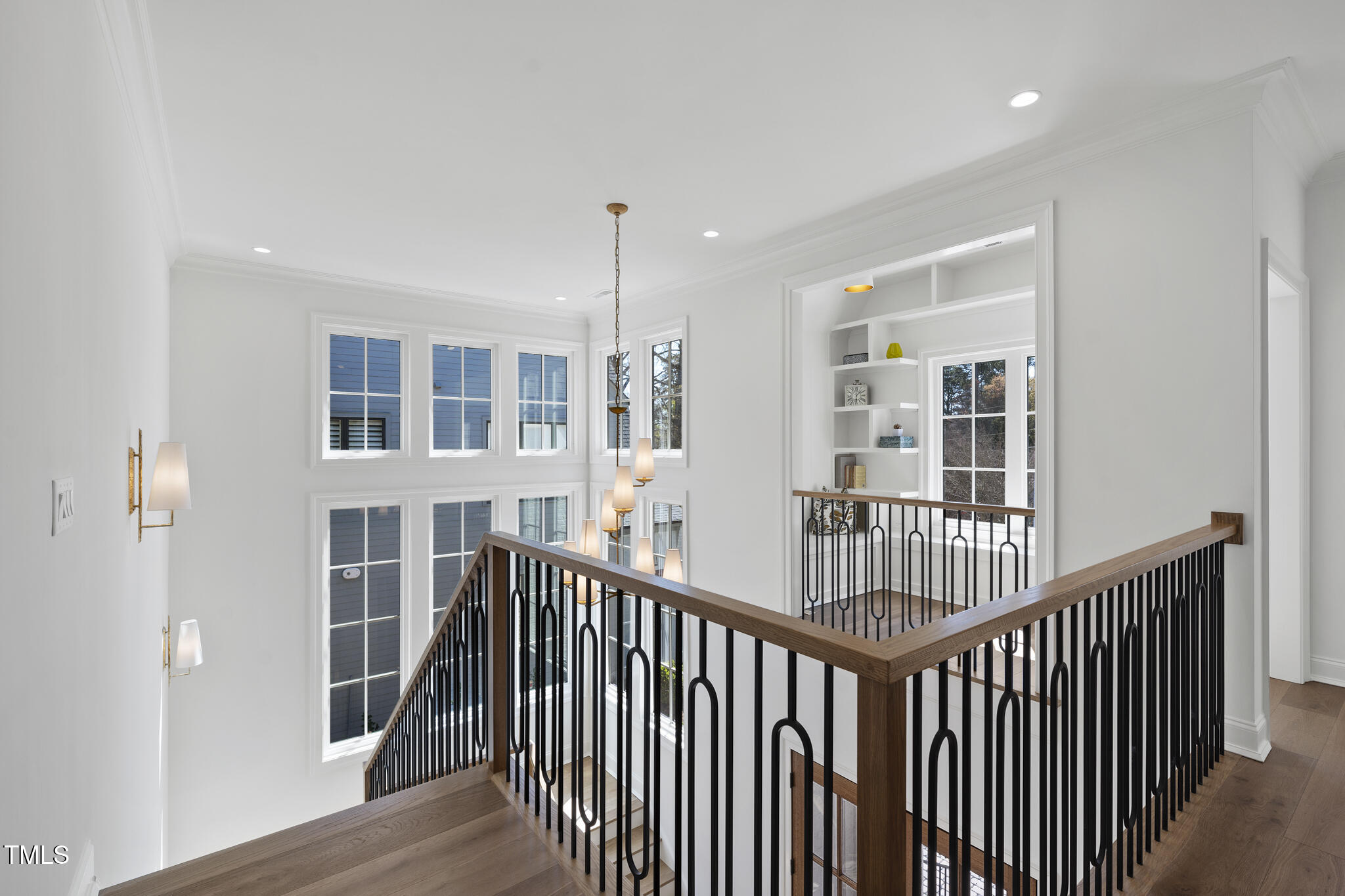 3410 Bradley Place