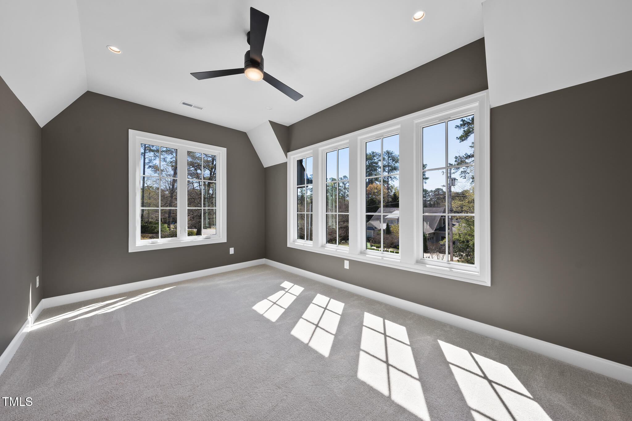 3410 Bradley Place