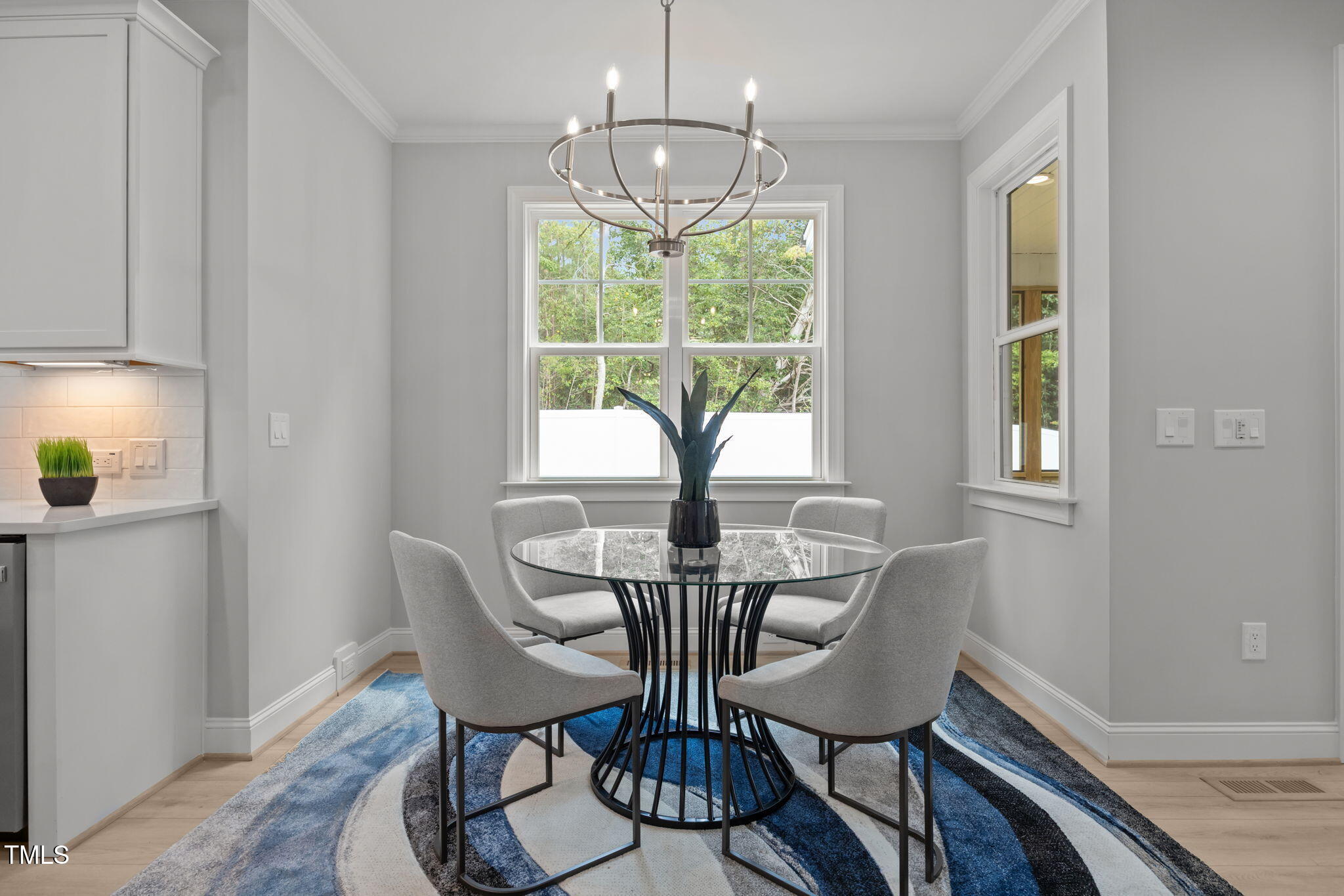 2625 Silver Gate Court