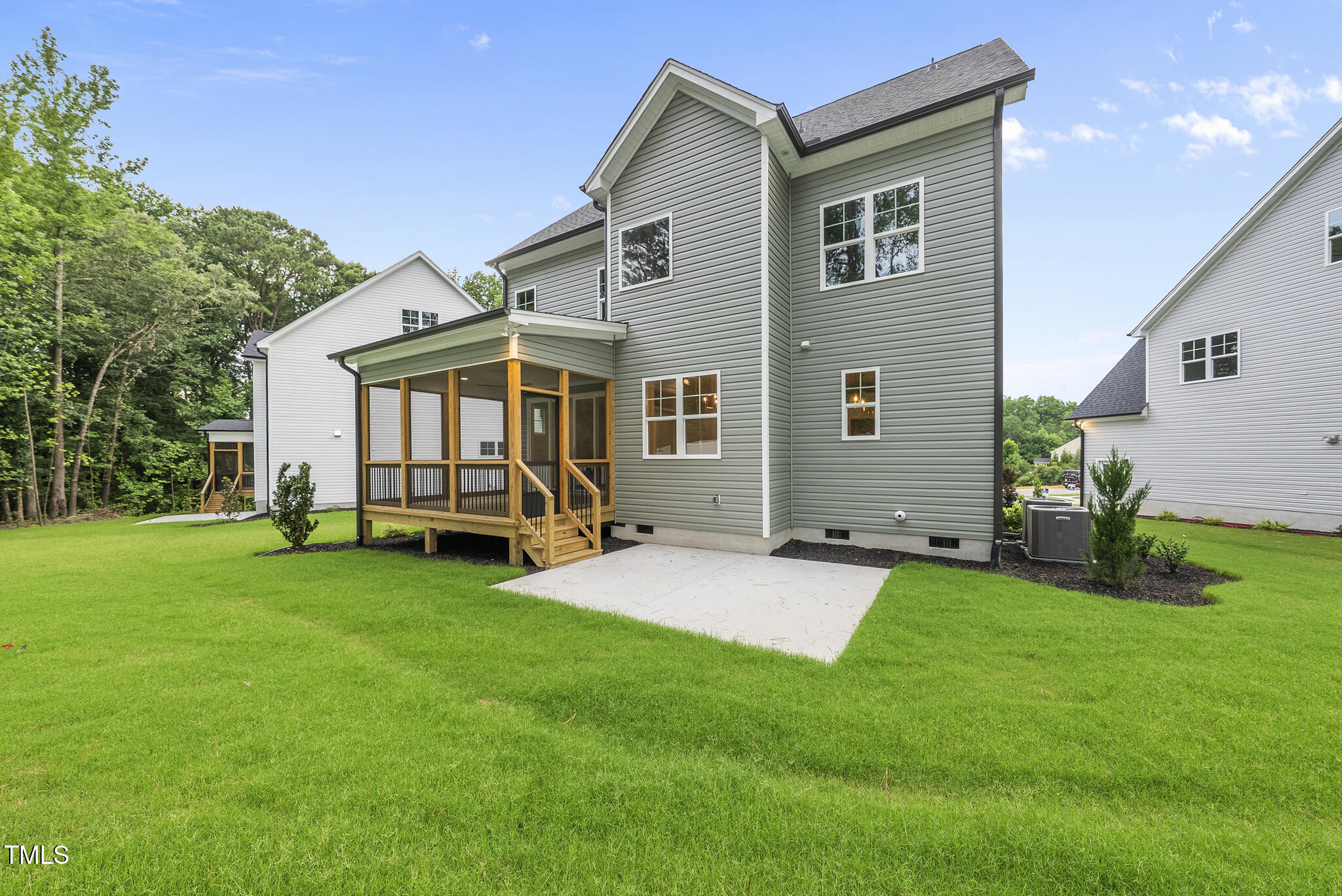 2625 Silver Gate Court